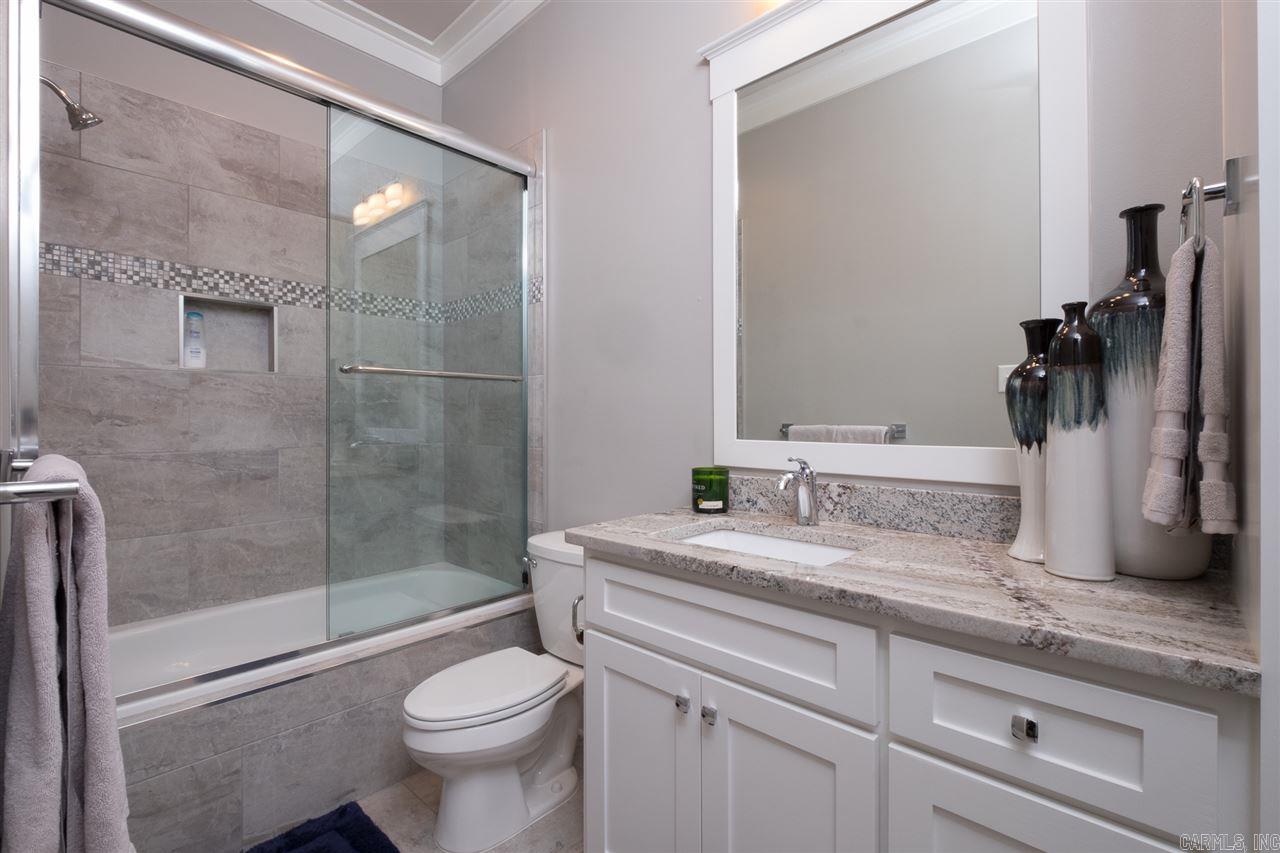 WOODLANDS EDGE - Residential