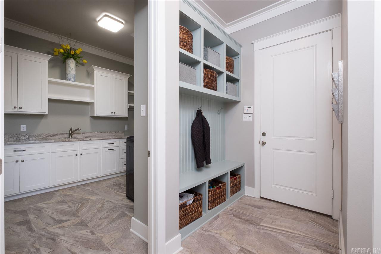 WOODLANDS EDGE - Residential