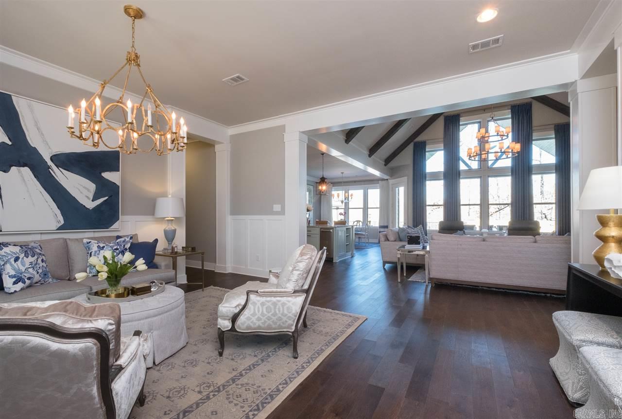 WOODLANDS EDGE - Residential