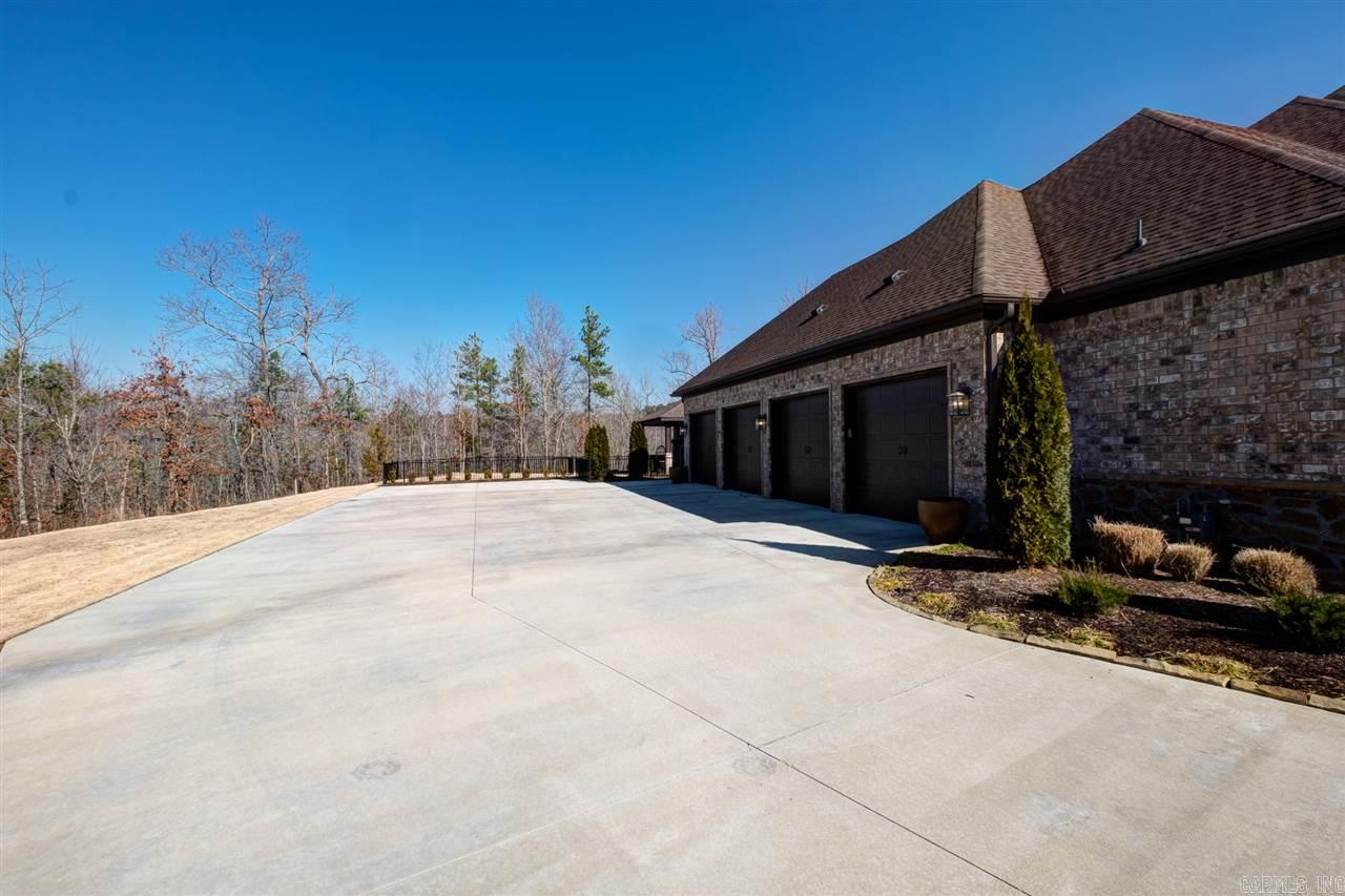 WOODLANDS EDGE - Residential
