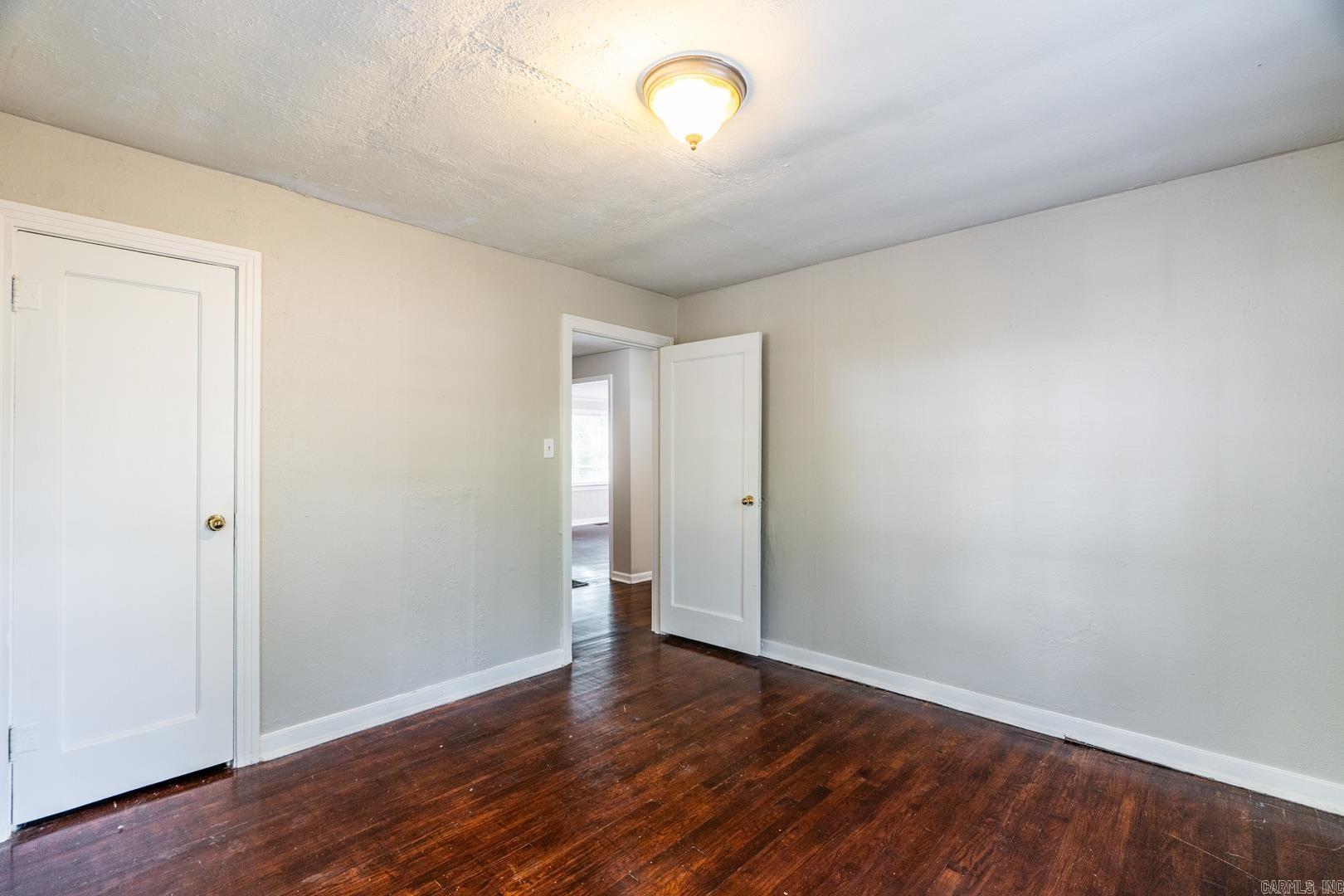 OAK FOREST GARDENS - Residential