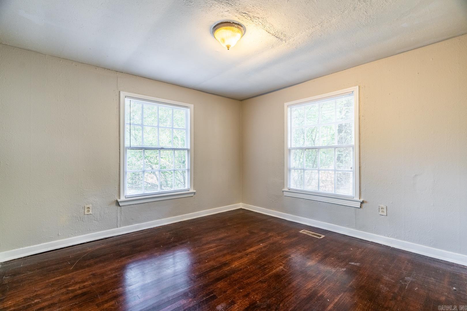 OAK FOREST GARDENS - Residential