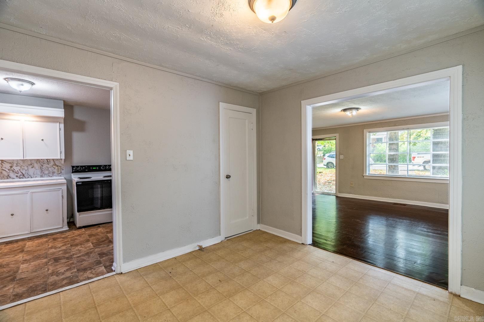 OAK FOREST GARDENS - Residential