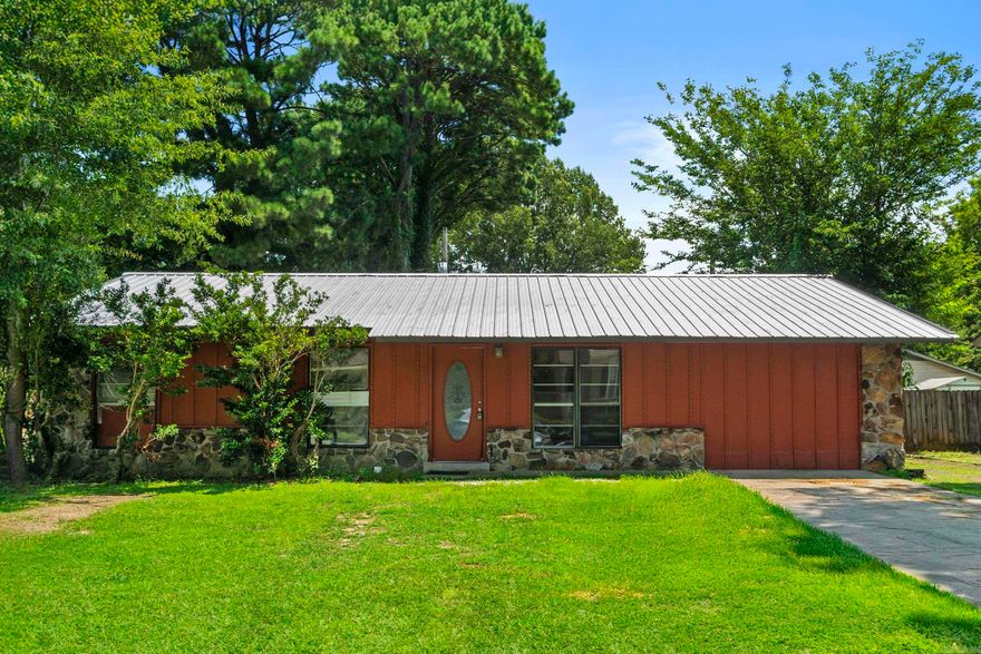 Just minutes from the Little Rock Air Force Base, this 3-bedroom home offers great potential with an additional flex space that could serve as a second living area, home office, or even a 4th bedroom. Featuring a newer metal roof for peace of mind, this property is ready for your personal touch and updates to truly make it shine. With a functional layout and plenty of space, it’s a great opportunity to create the home you’ve been dreaming of, close to all the conveniences of Jacksonville and easy highway access. Square footage approximate, please measure. Agents see remarks.