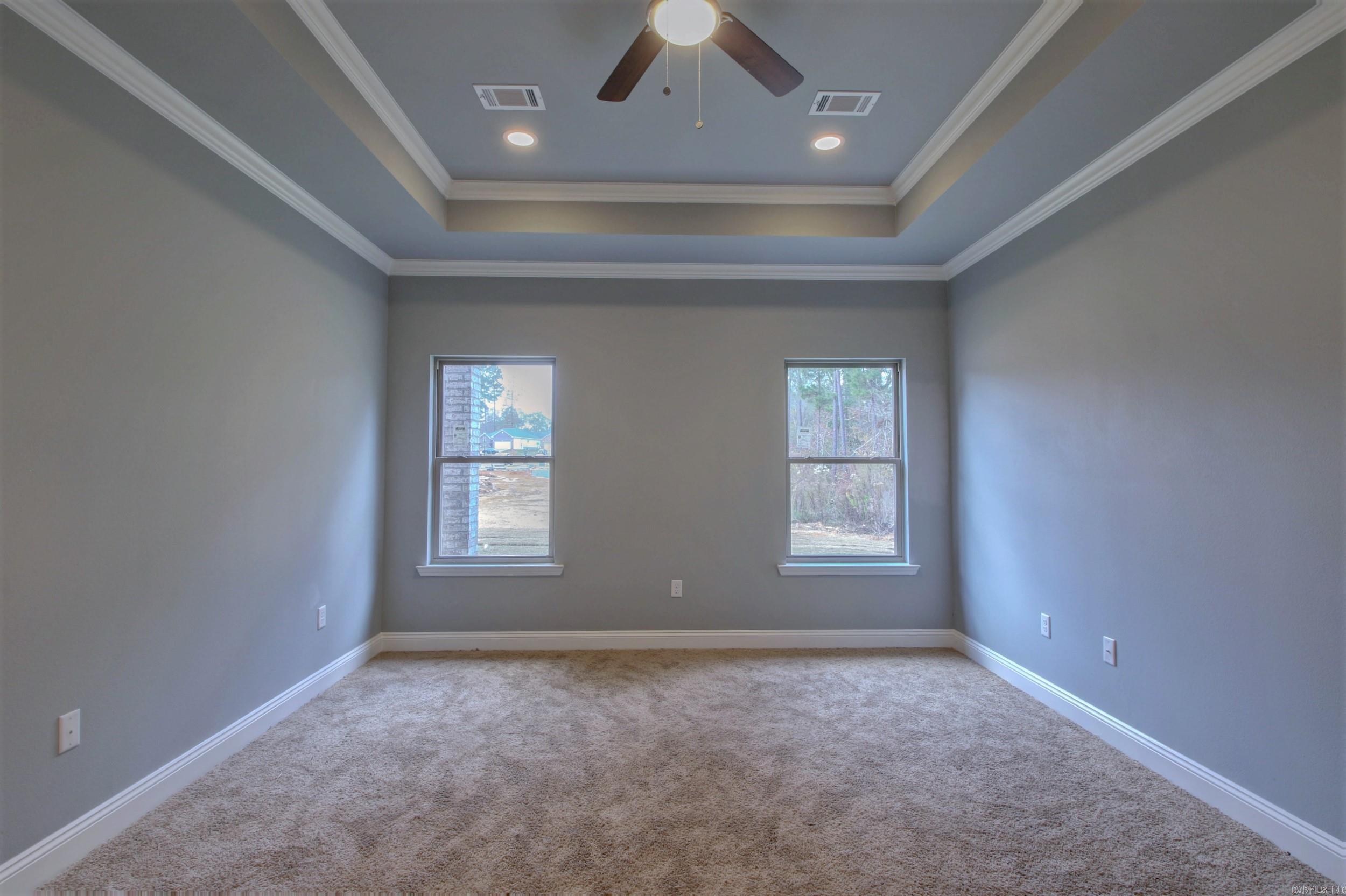 Springtree Villiage - Land