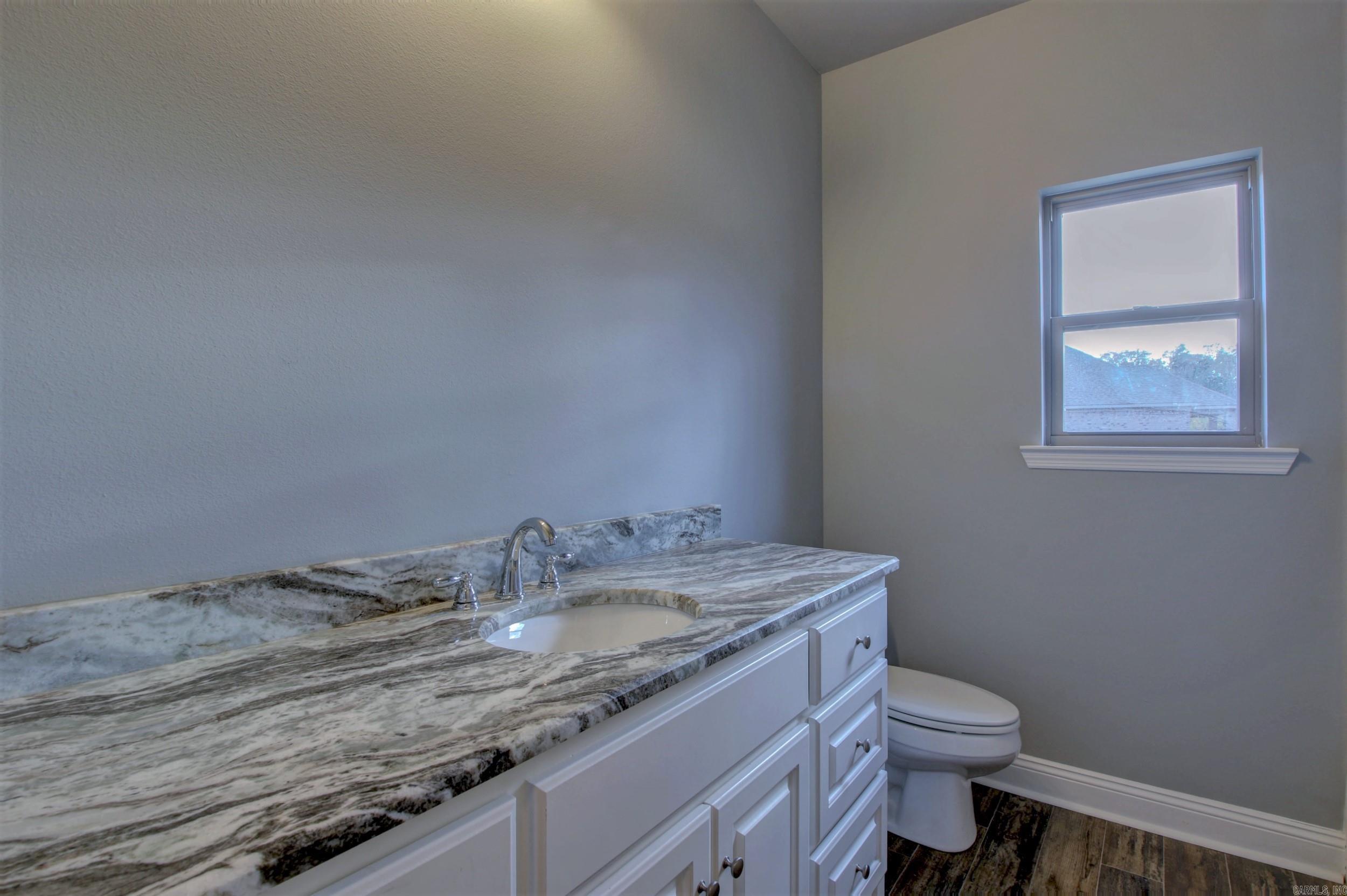 Springtree Villiage - Land