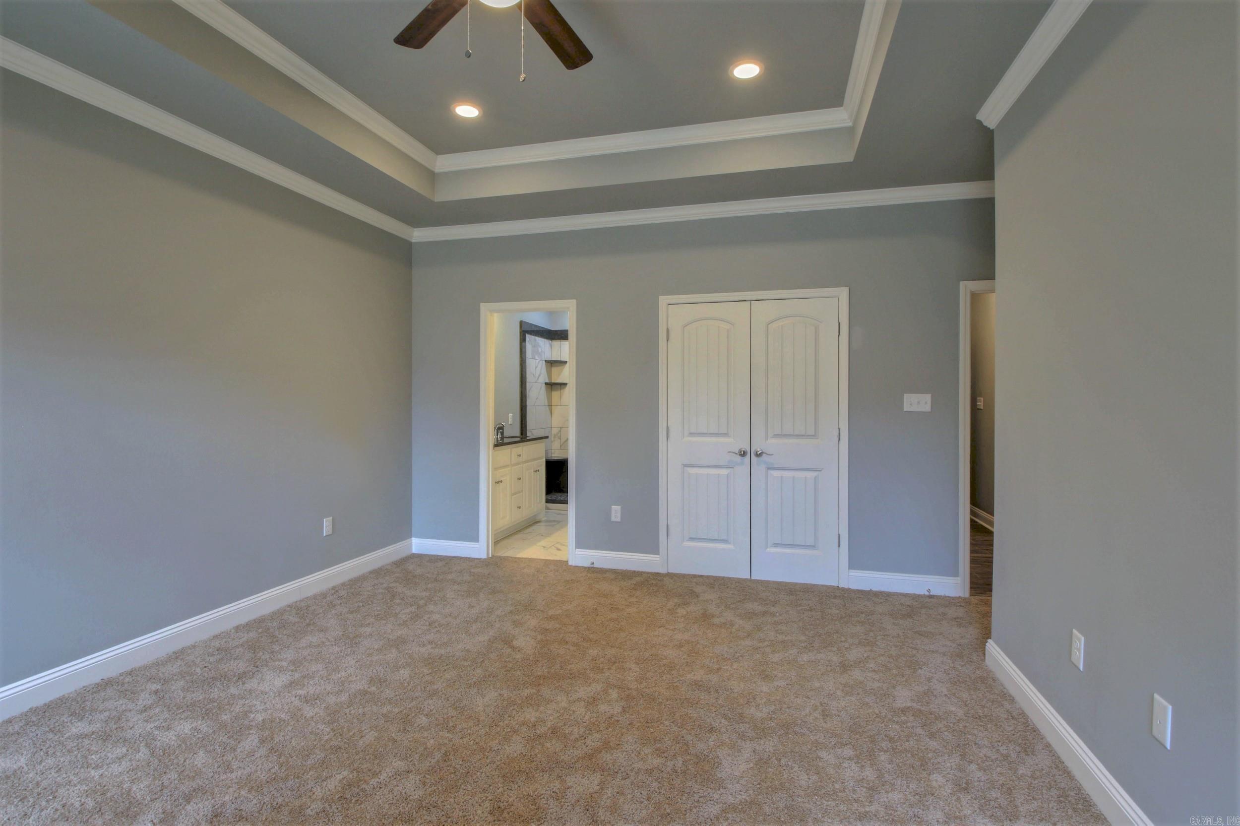 Springtree Villiage - Land