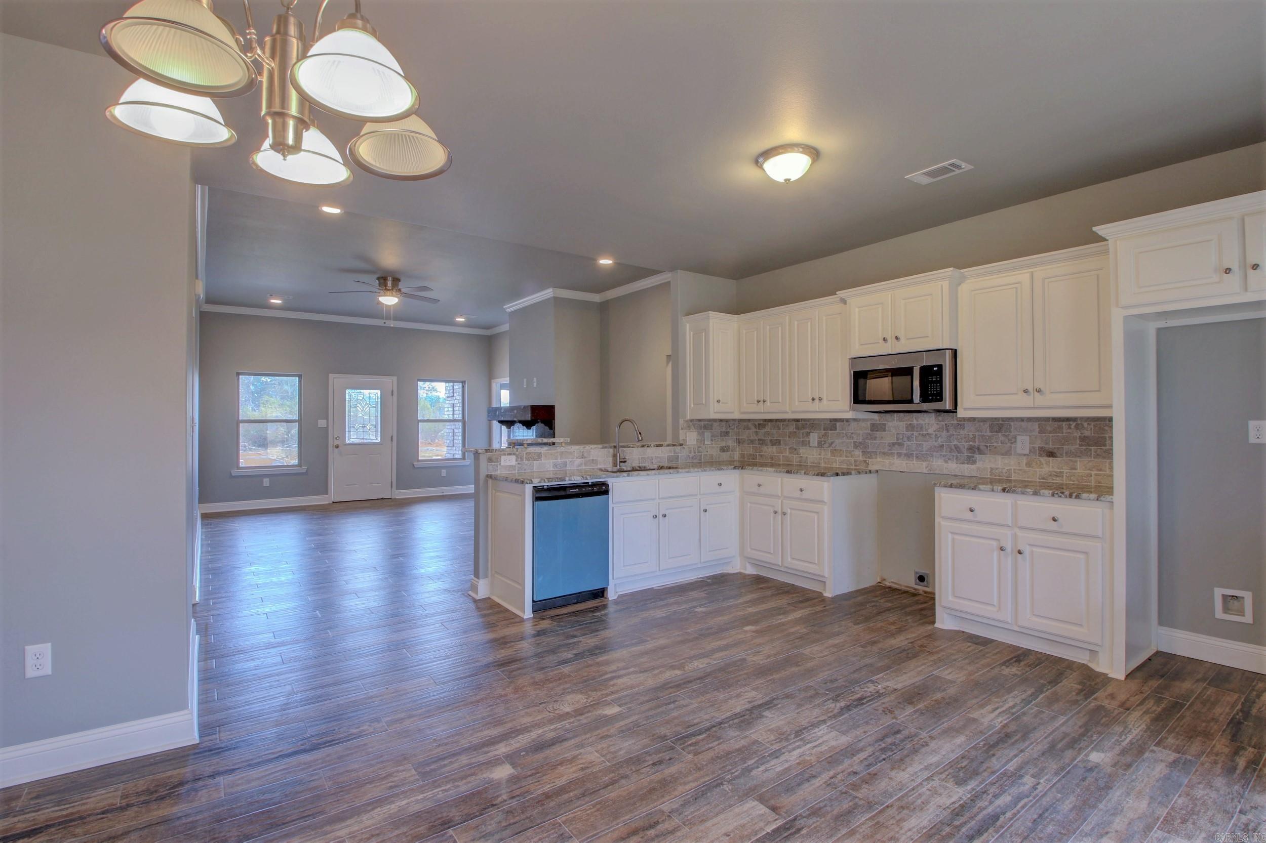 Springtree Villiage - Land