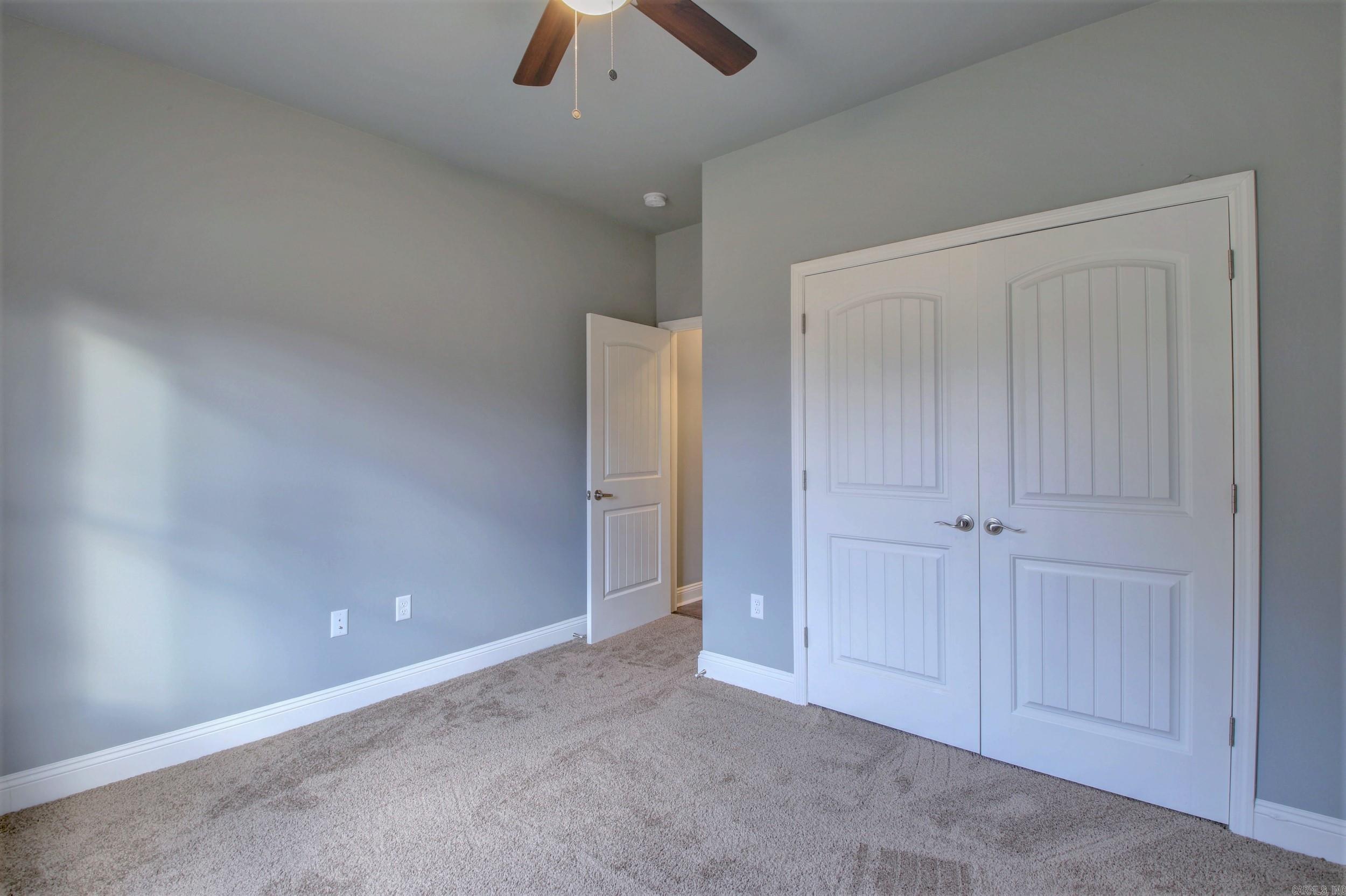 Springtree Villiage - Land