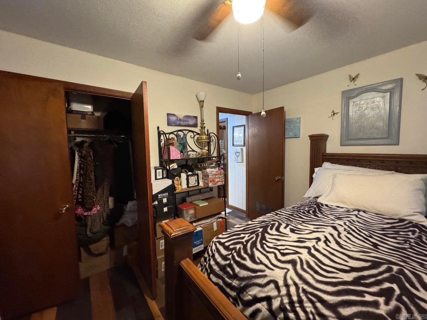 VEGAS FIRST - Residential
