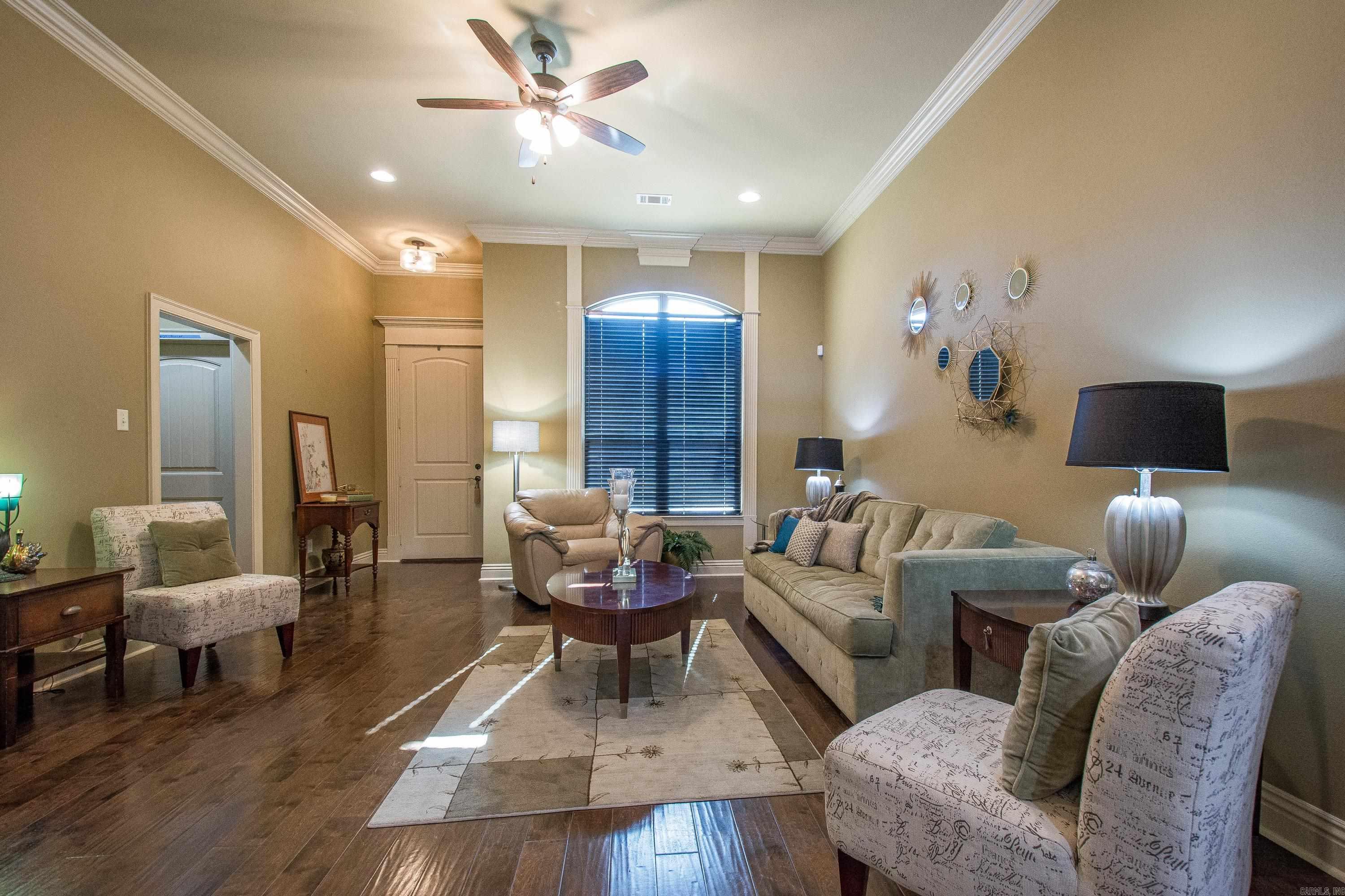 BENTLEY COURT - Residential