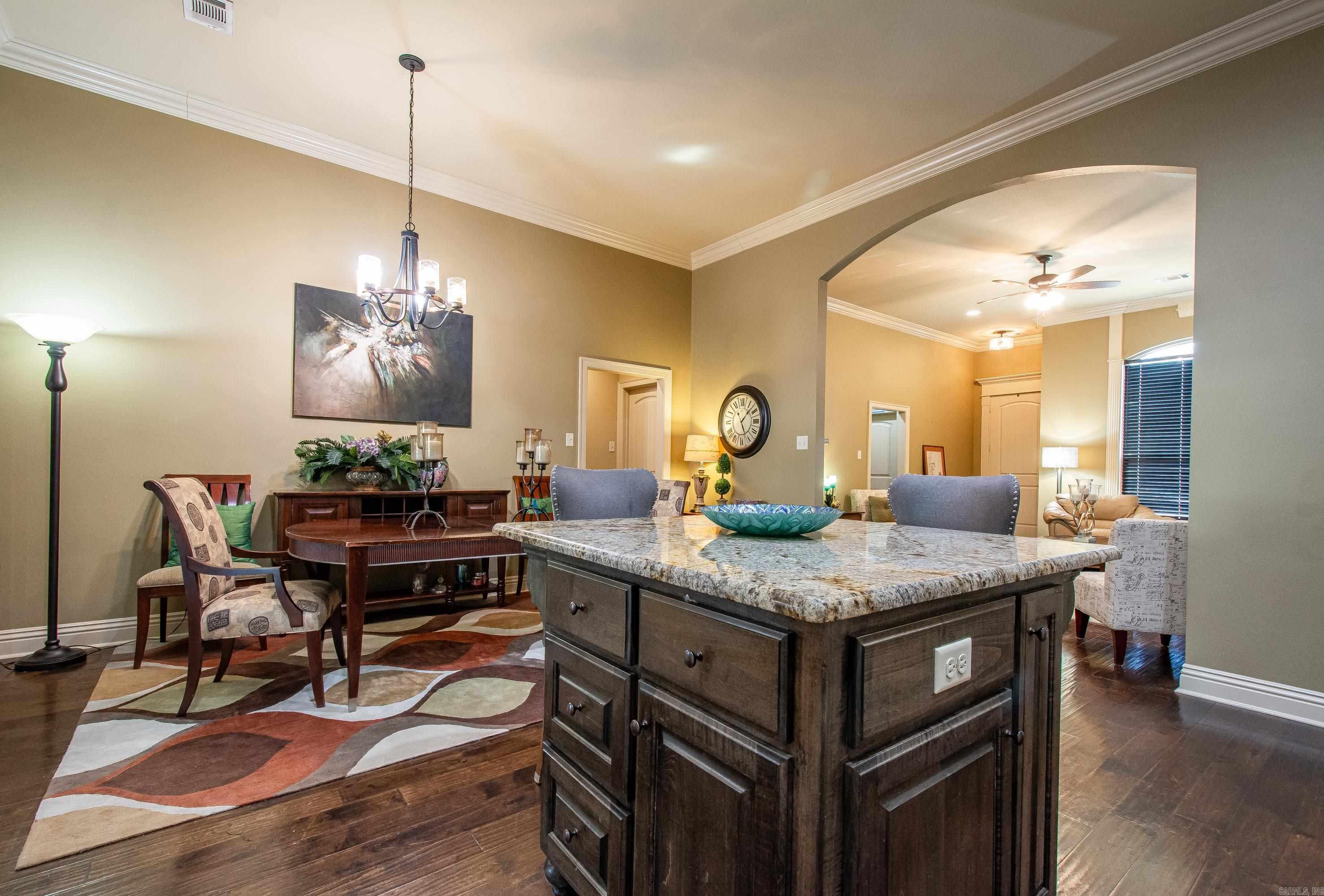 BENTLEY COURT - Residential