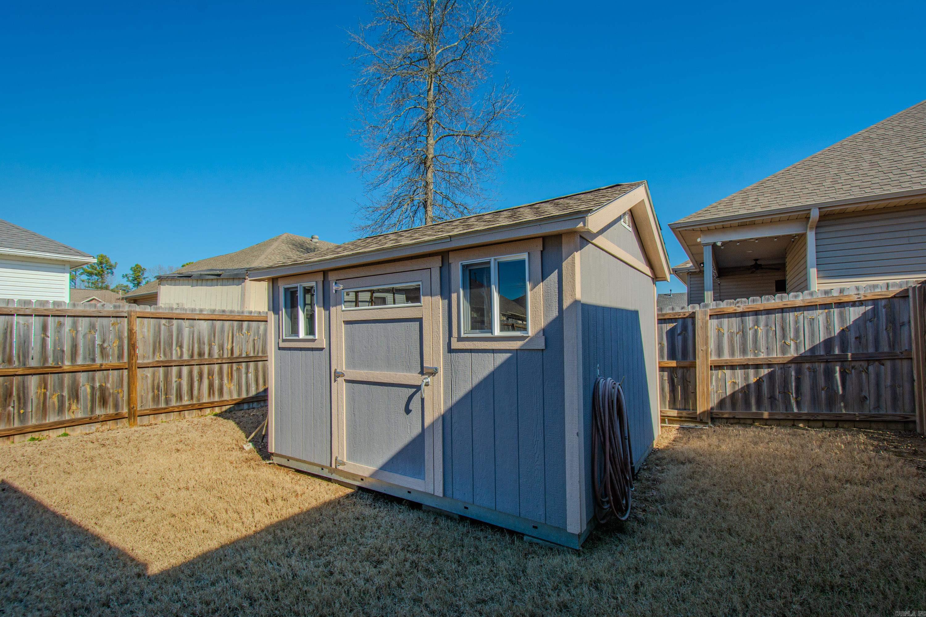 BENTLEY COURT - Residential