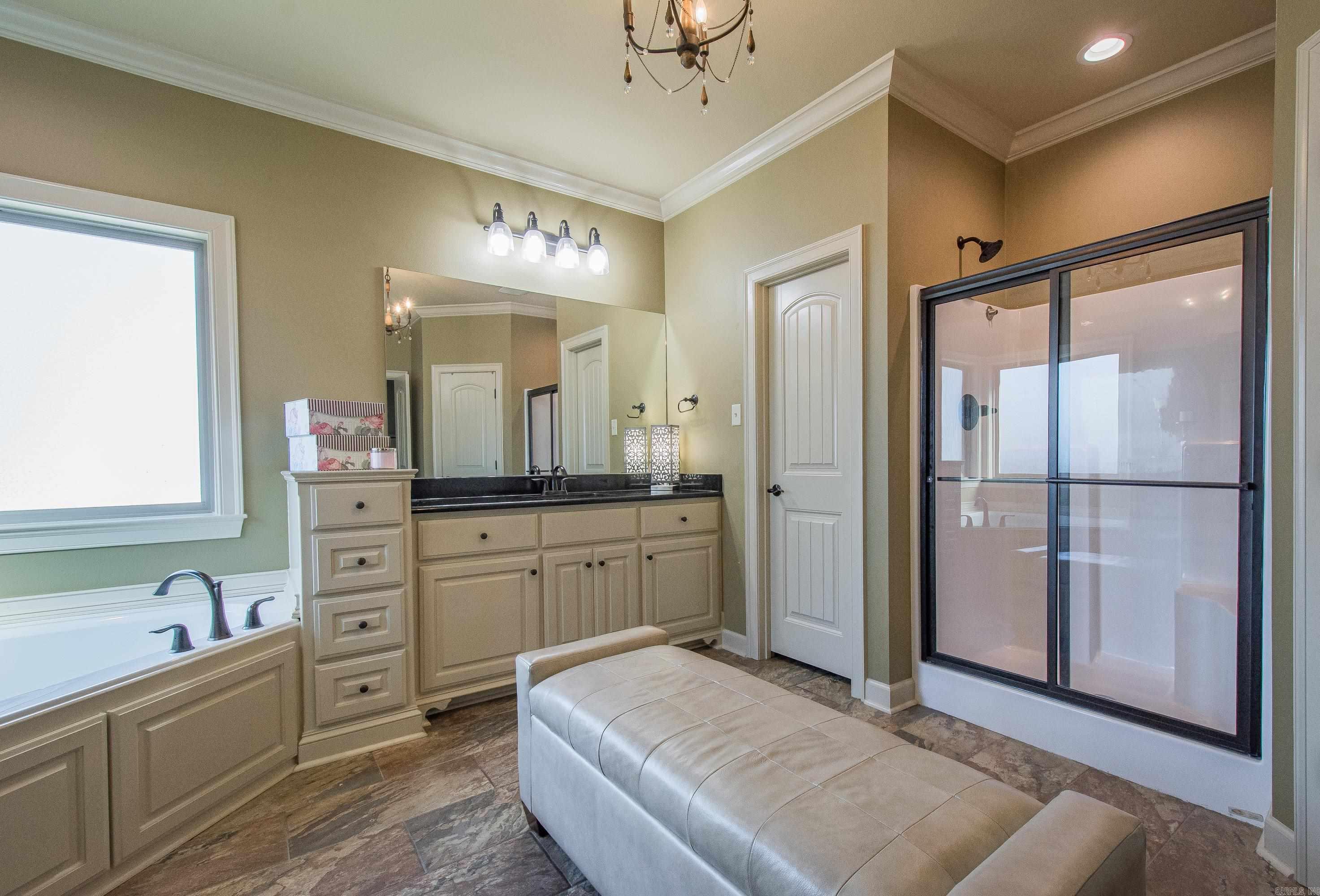 BENTLEY COURT - Residential