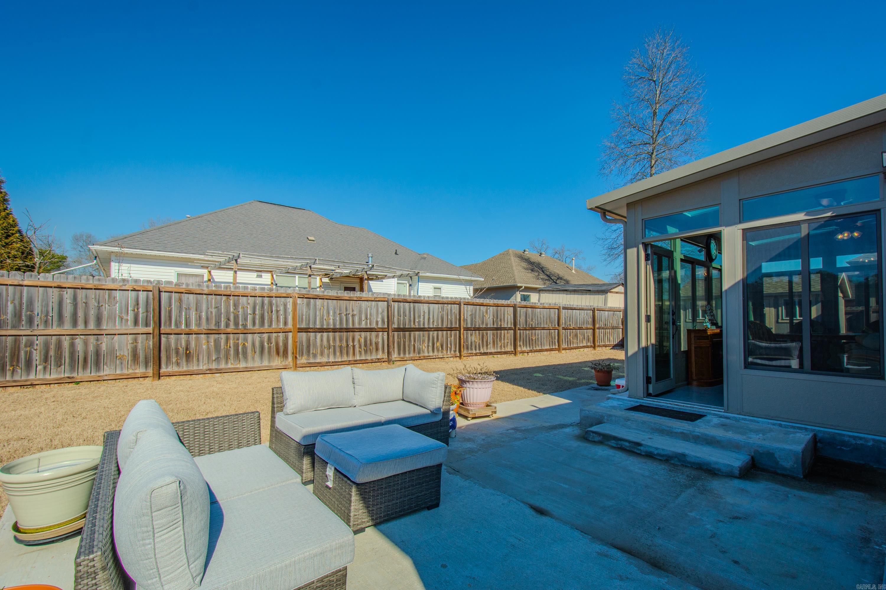 BENTLEY COURT - Residential