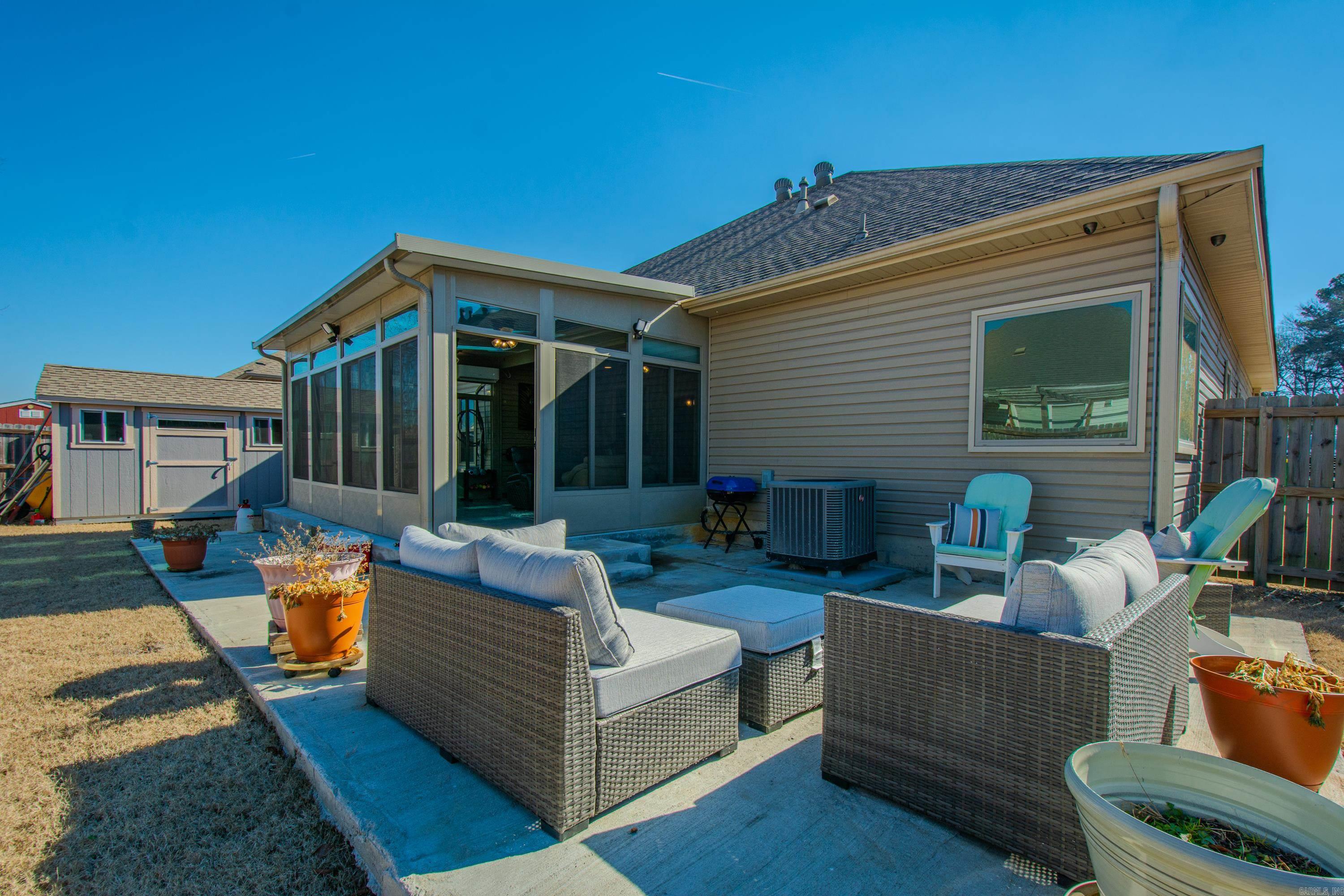 BENTLEY COURT - Residential