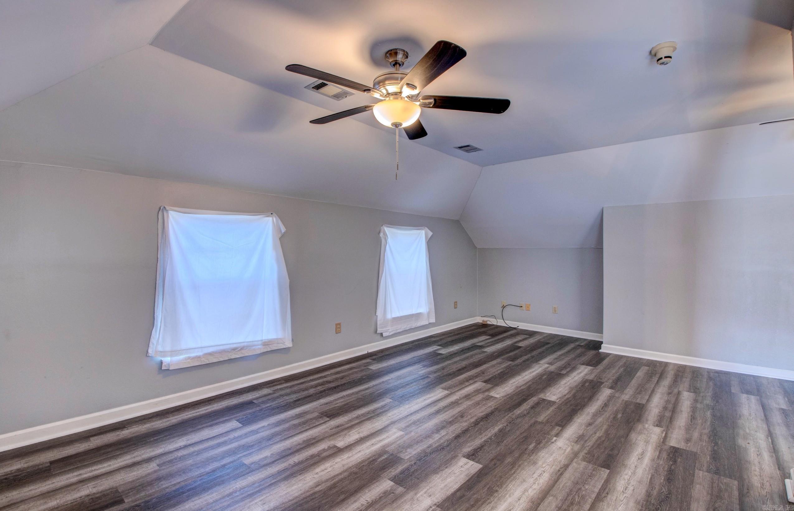 RAINWOOD COVE - Residential