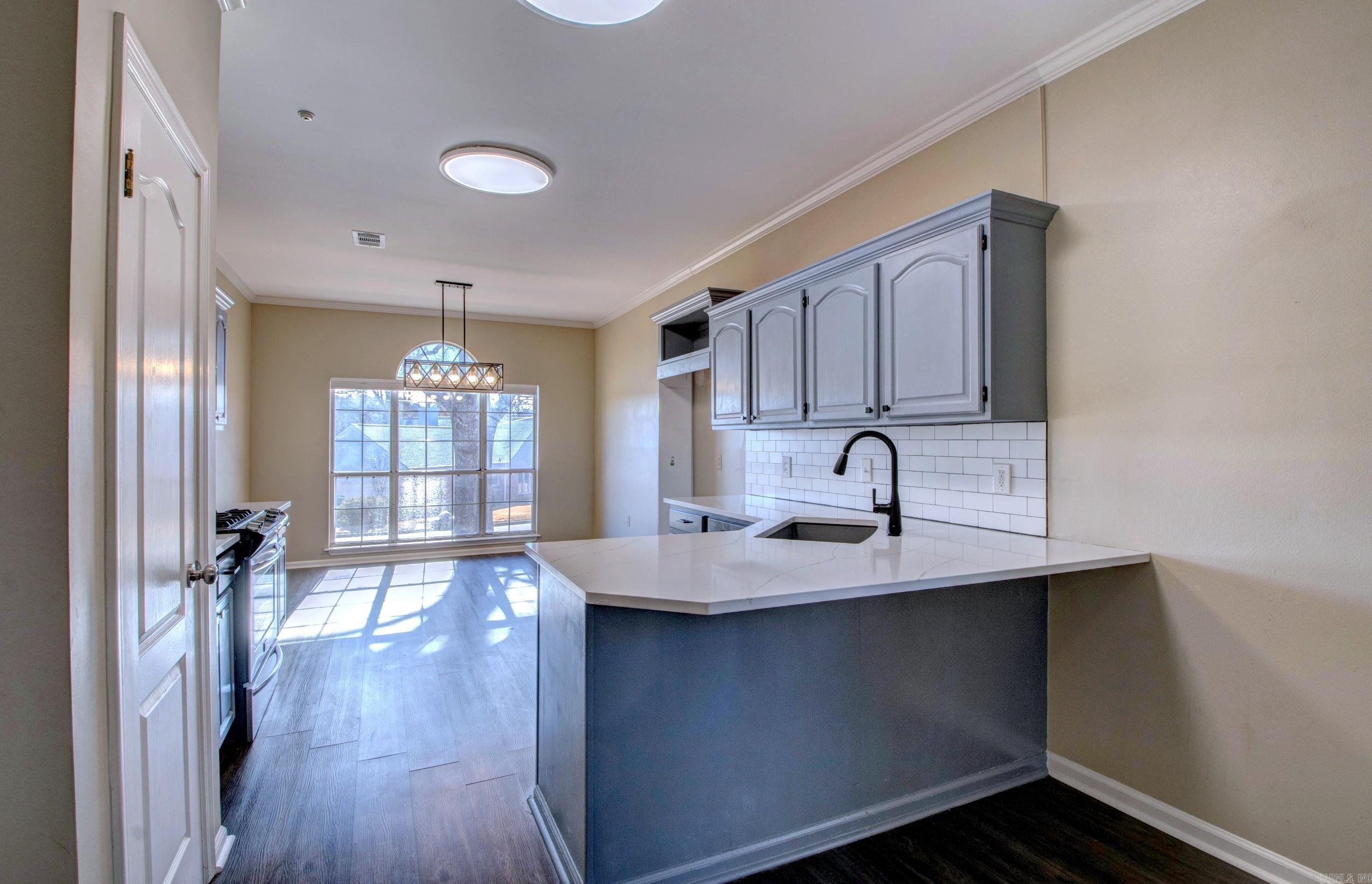 RAINWOOD COVE - Residential