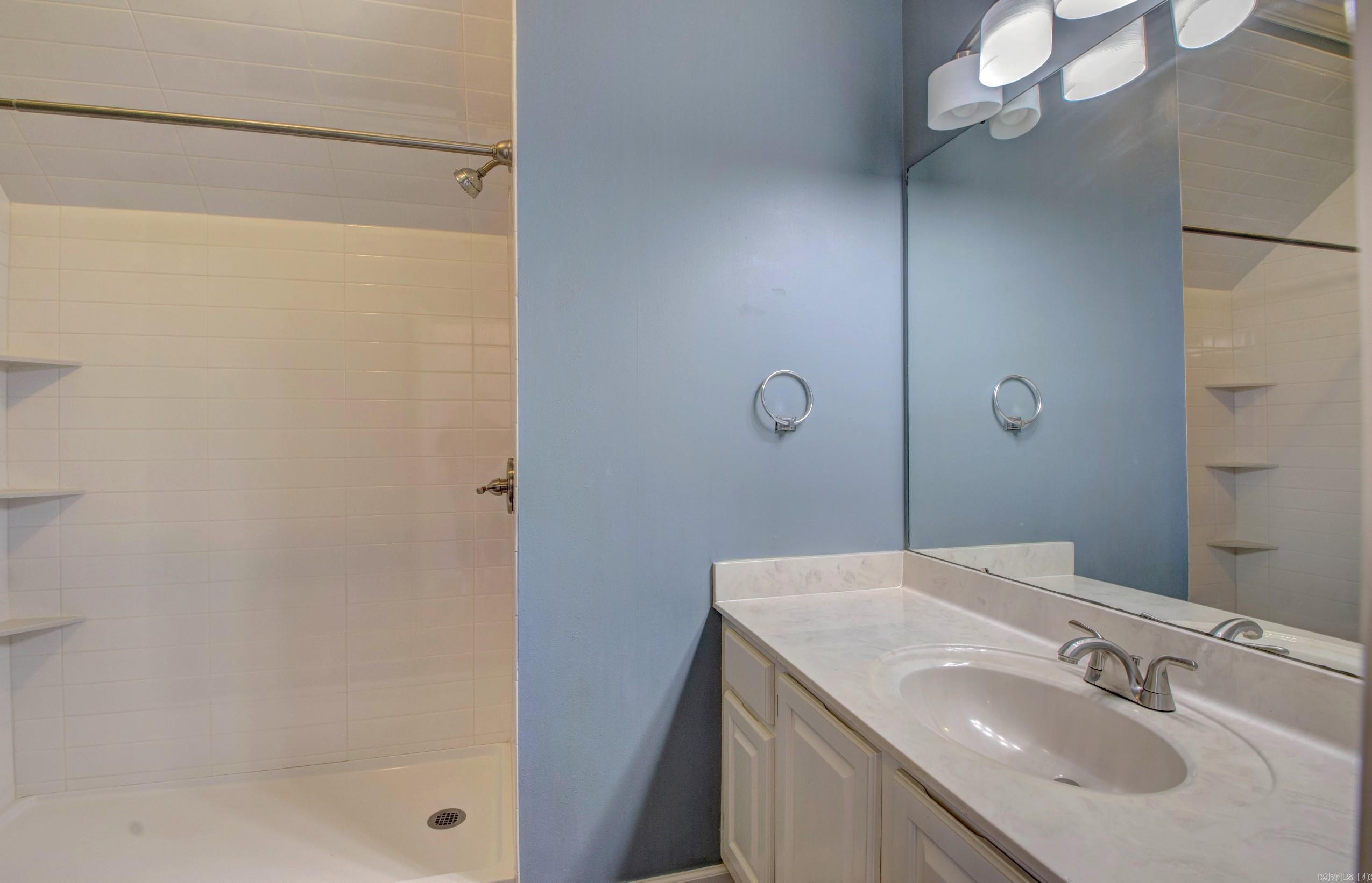 RAINWOOD COVE - Residential