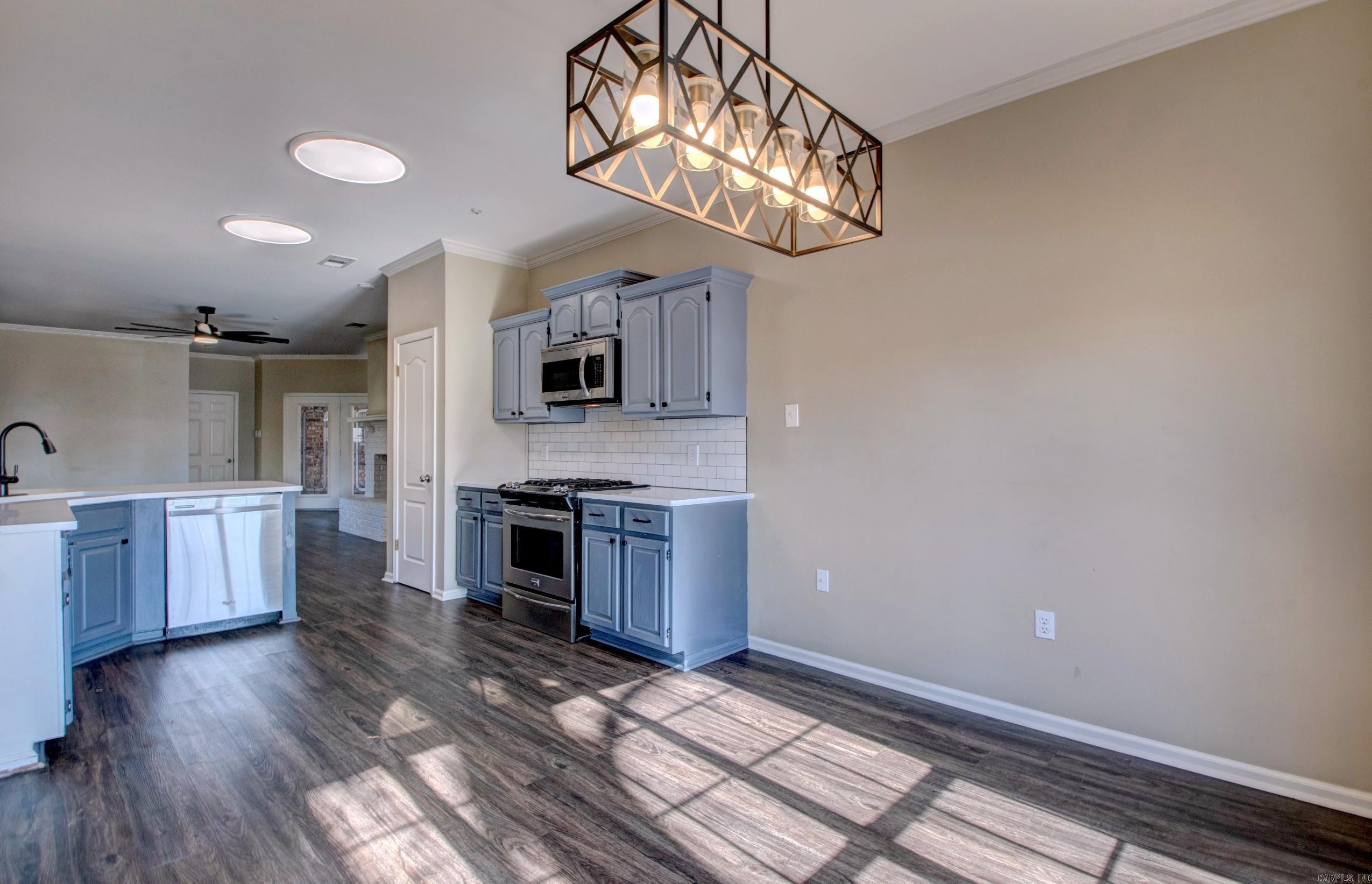 RAINWOOD COVE - Residential