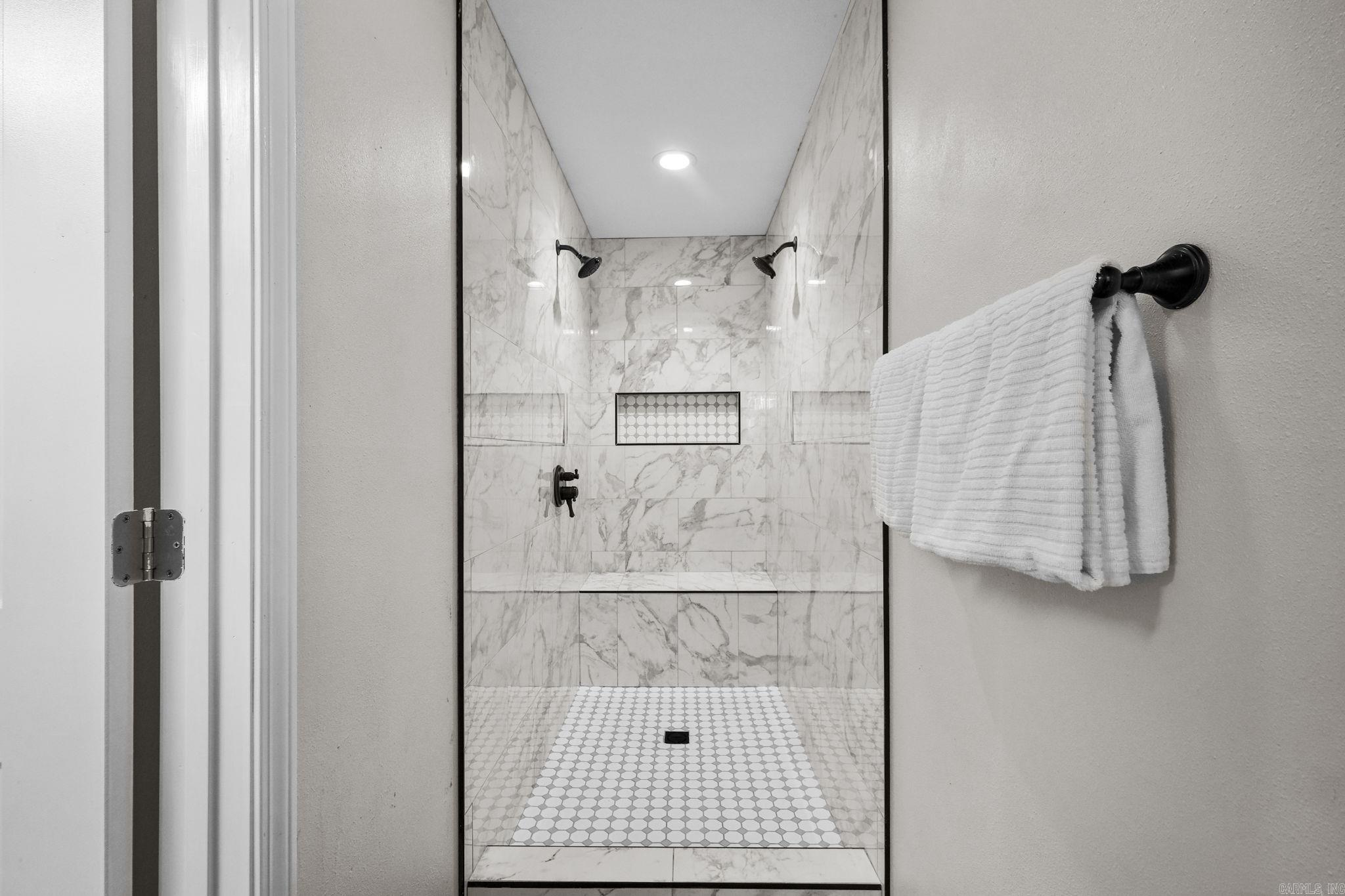 EAST MEADOW - Residential