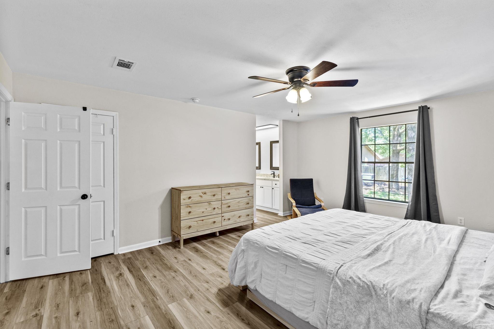 EAST MEADOW - Residential