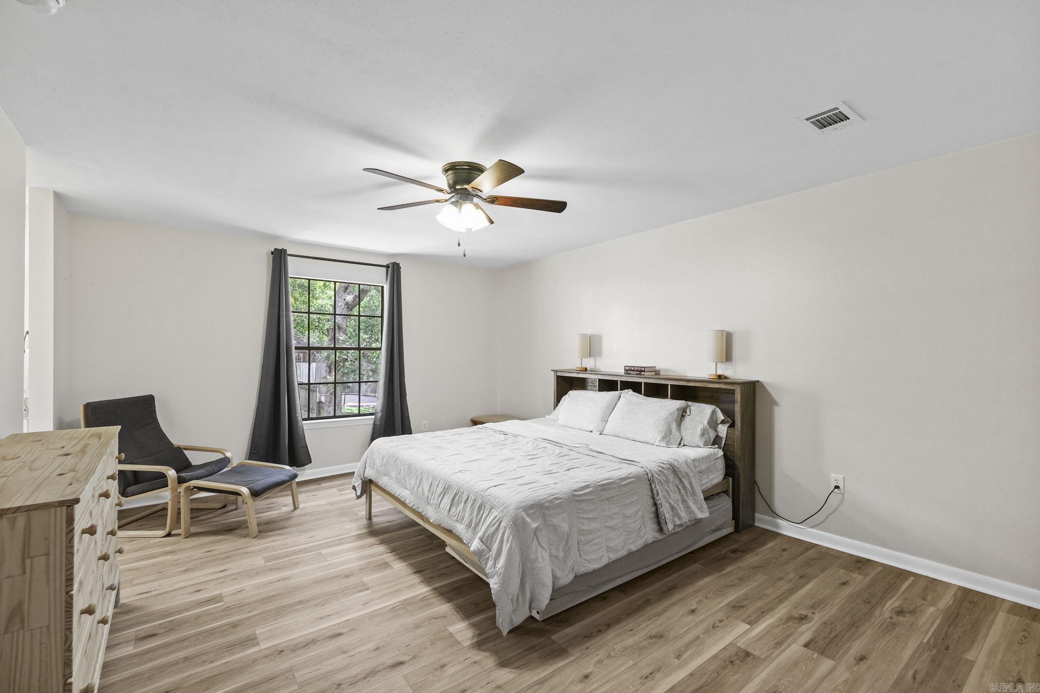 EAST MEADOW - Residential