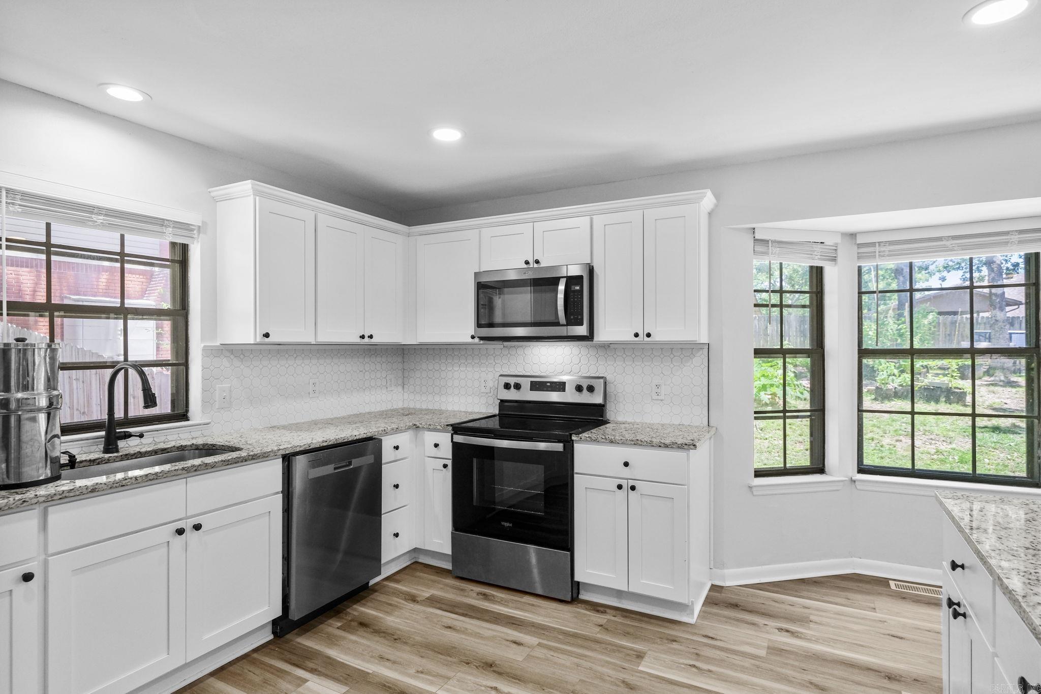 EAST MEADOW - Residential