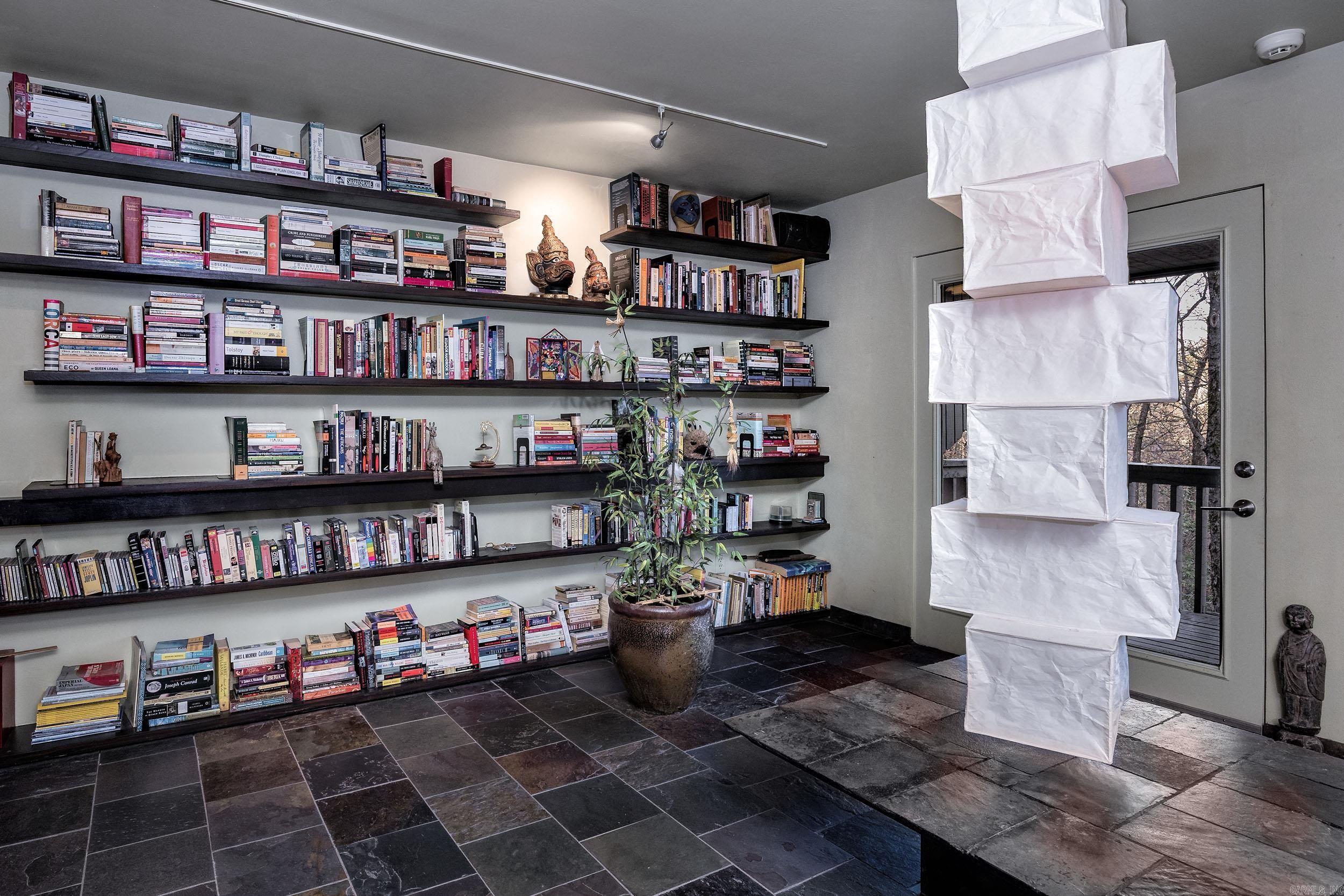 Forest Heights Condo - Residential