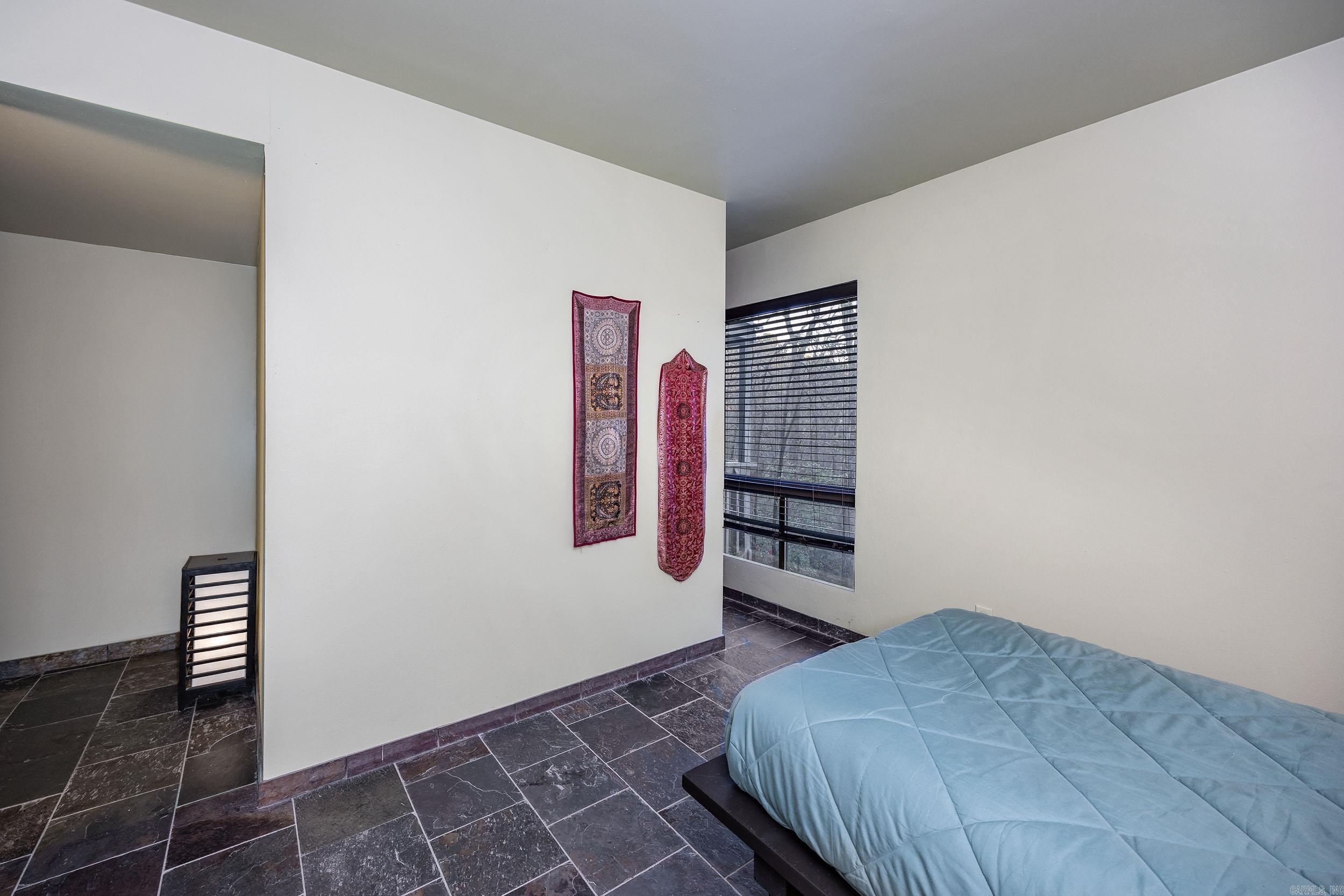 Forest Heights Condo - Residential