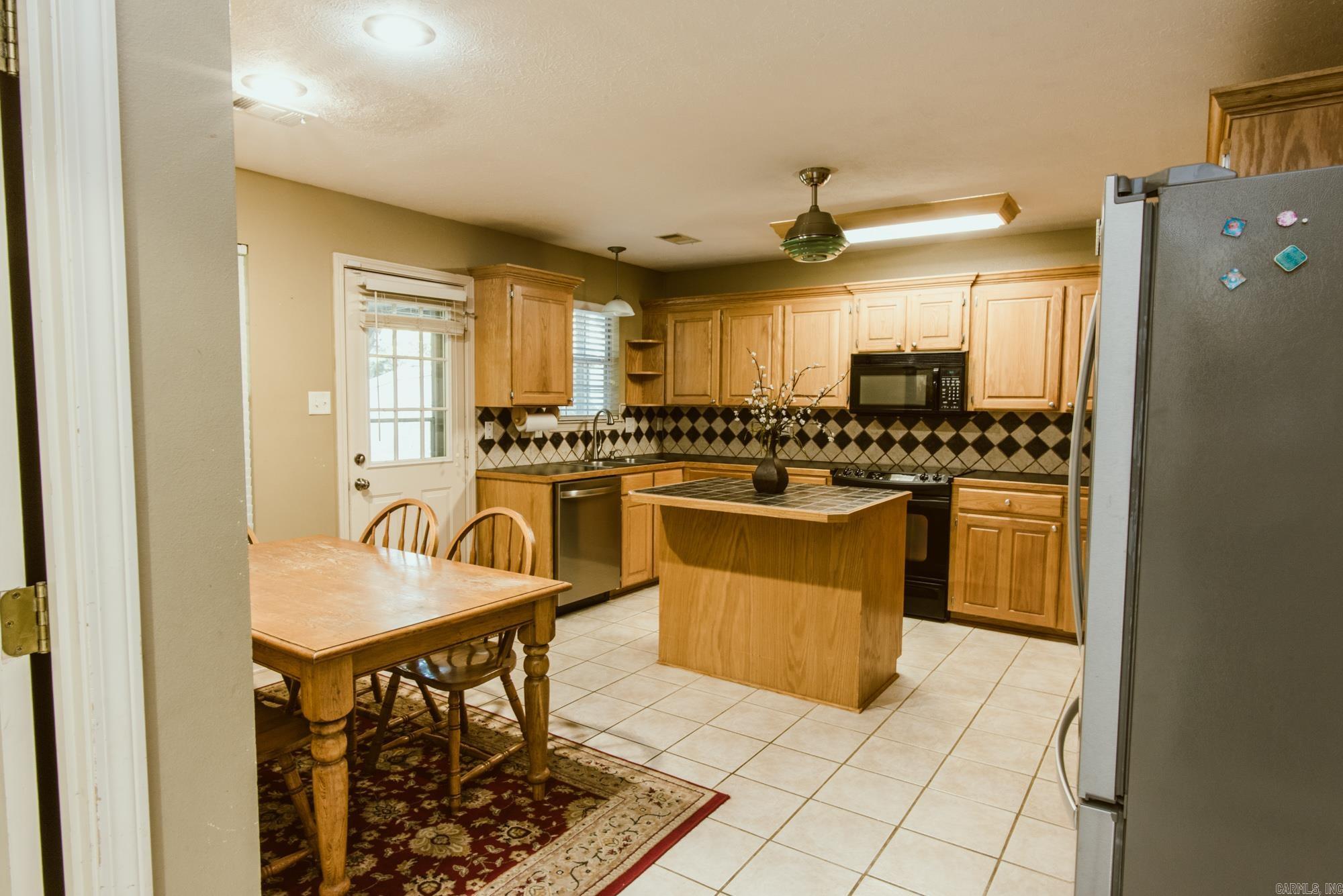 GREEN HILLS - Residential