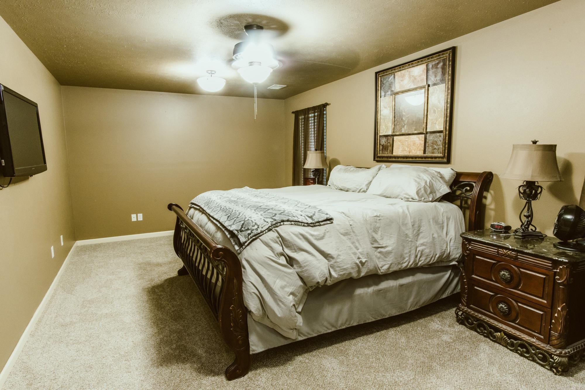 GREEN HILLS - Residential