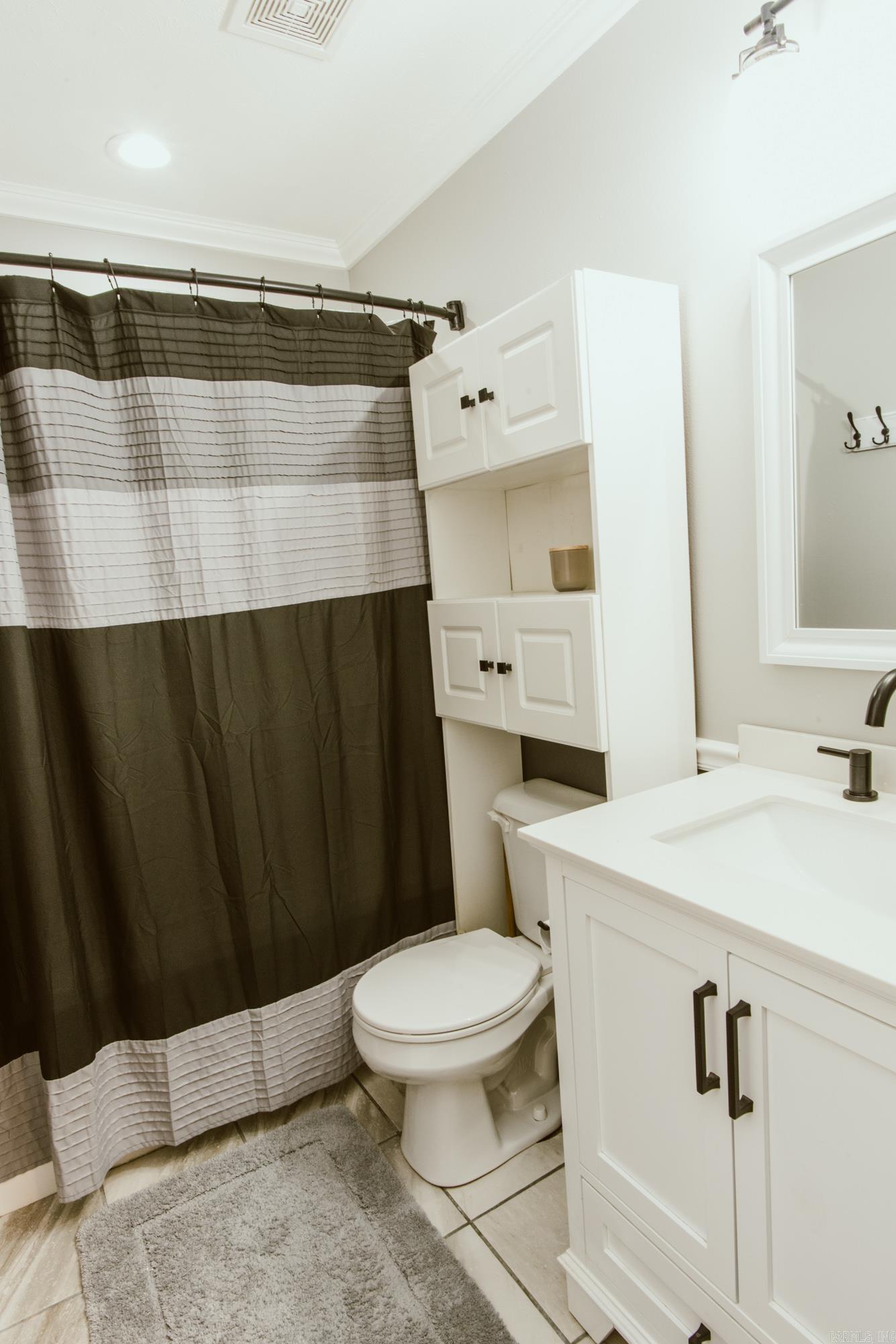 GREEN HILLS - Residential