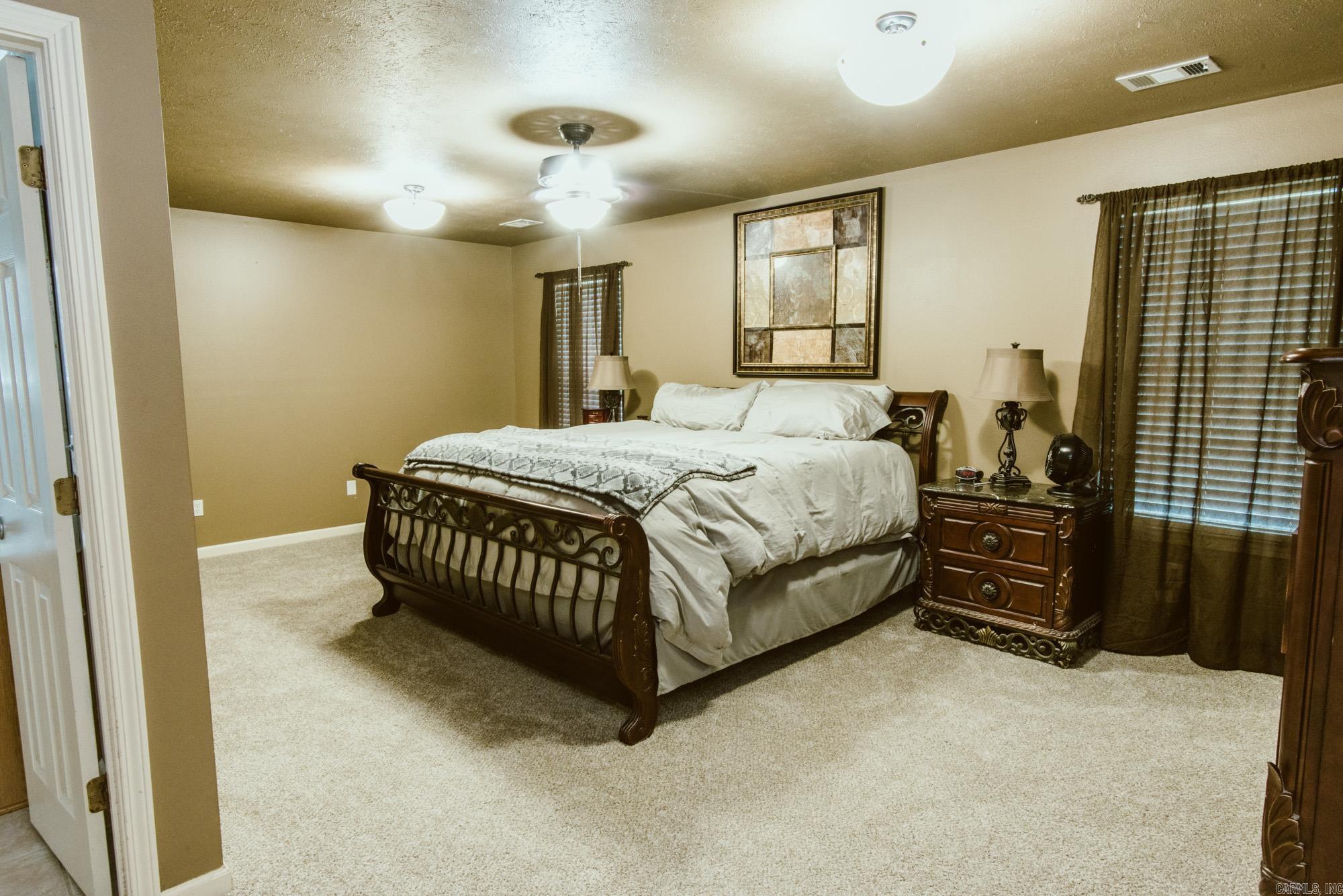 GREEN HILLS - Residential