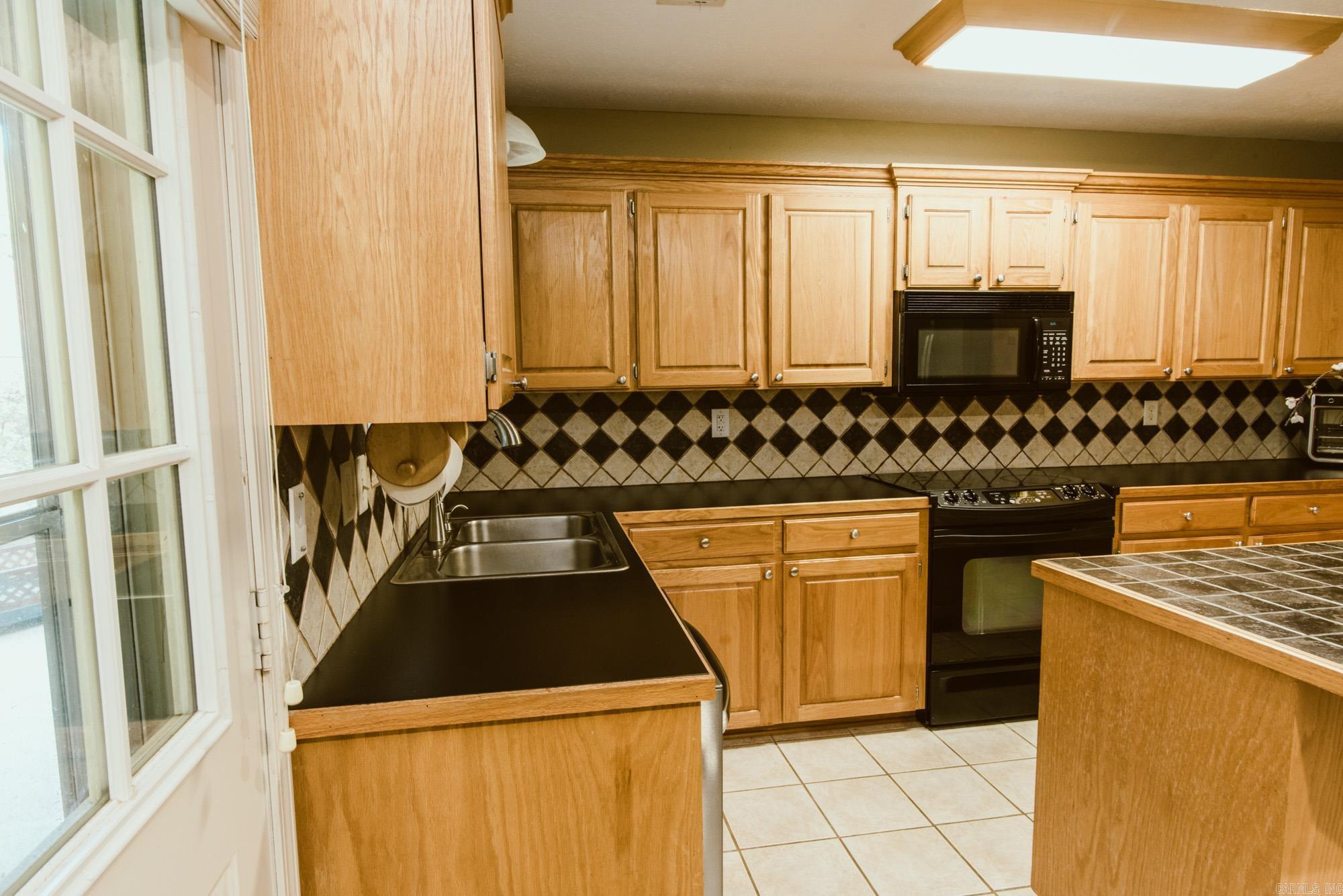 GREEN HILLS - Residential