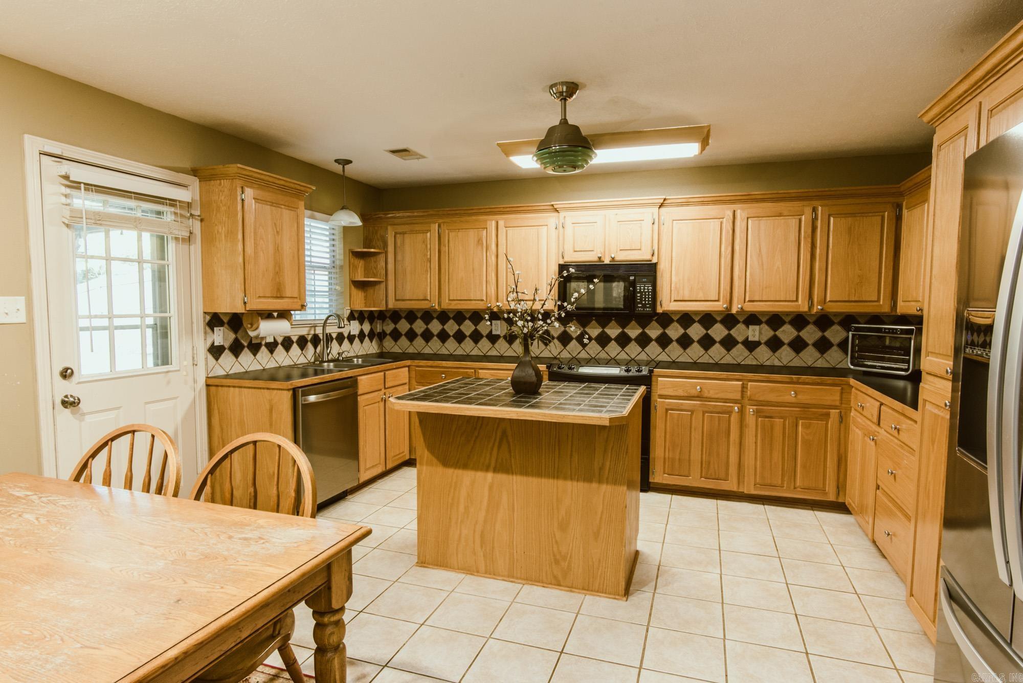 GREEN HILLS - Residential