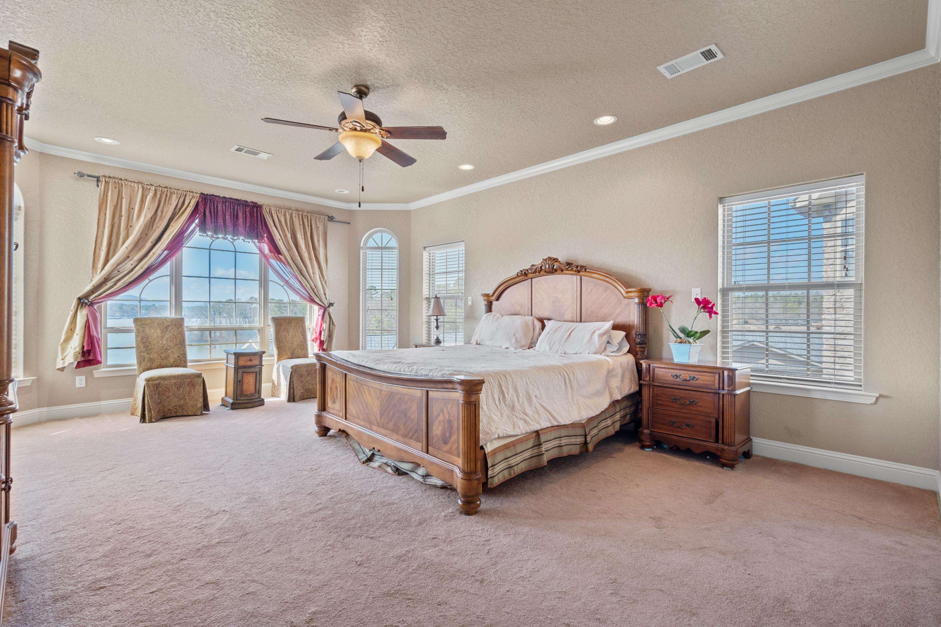 LIGHTHOUSE POINT HPR - Residential