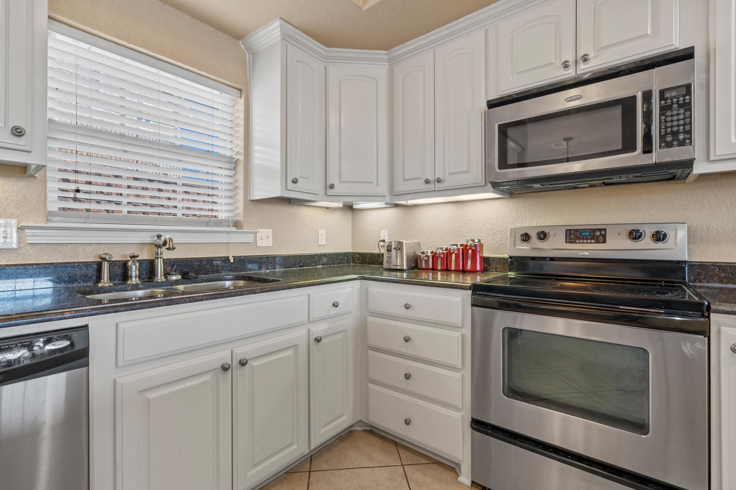 LIGHTHOUSE POINT HPR - Residential