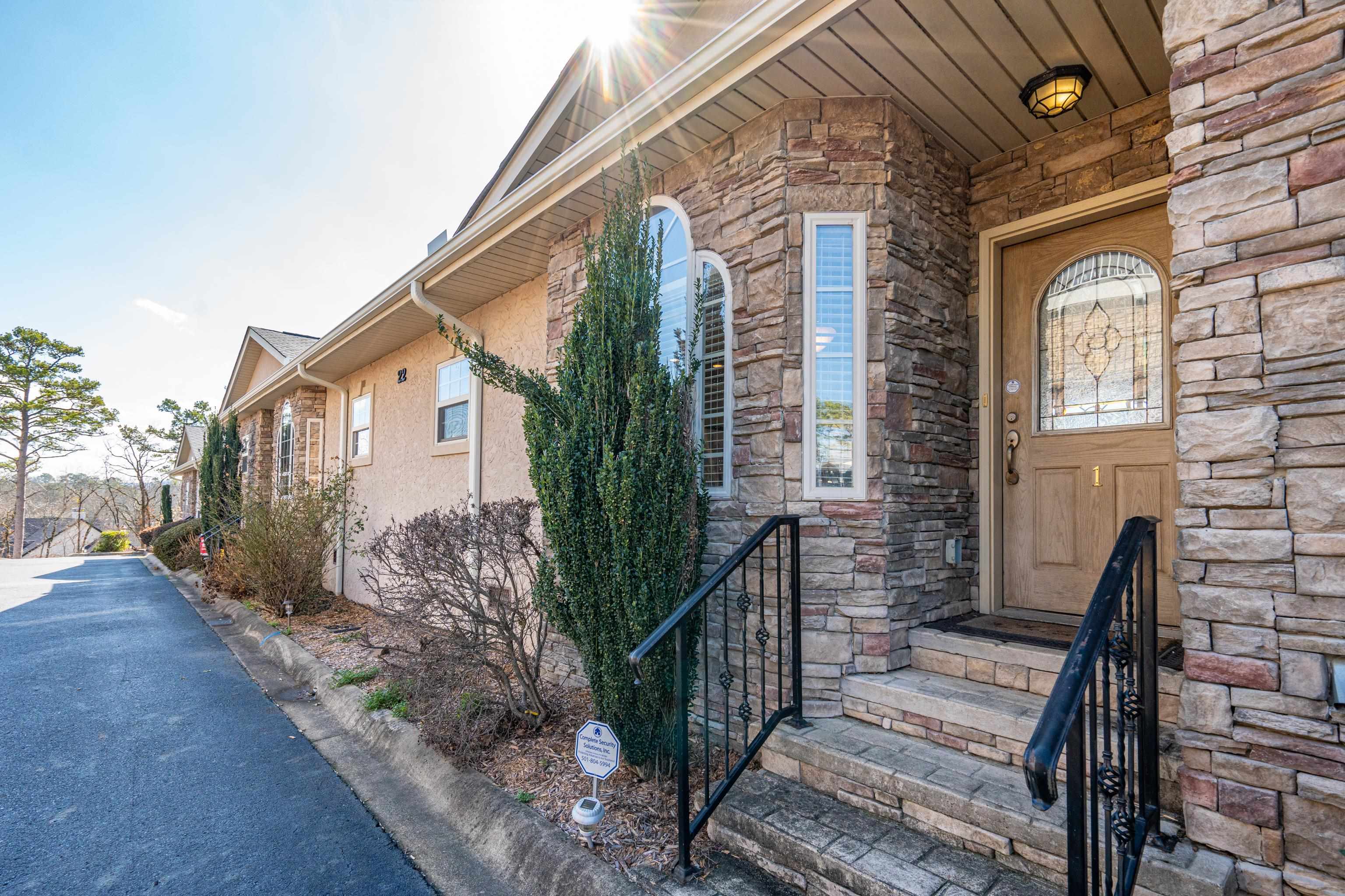 LIGHTHOUSE POINT HPR - Residential