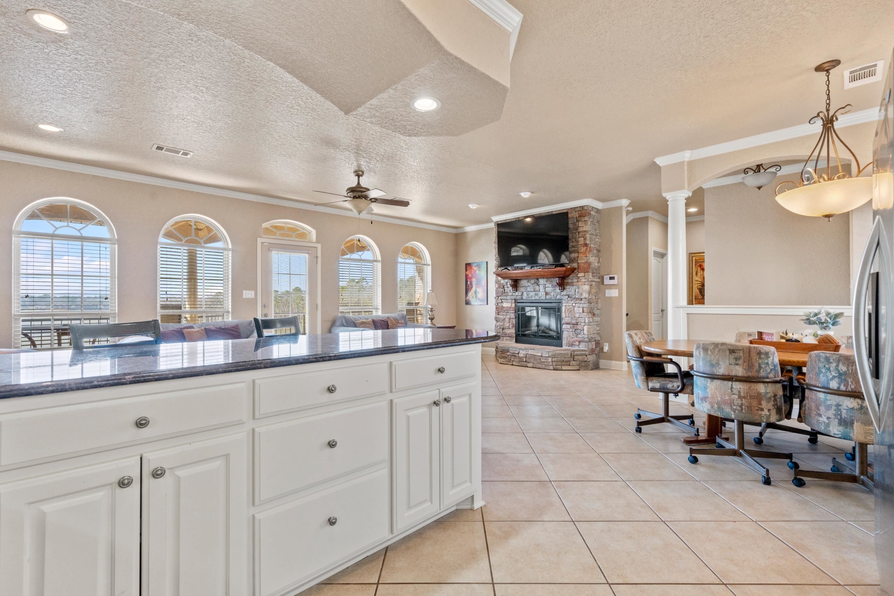 LIGHTHOUSE POINT HPR - Residential