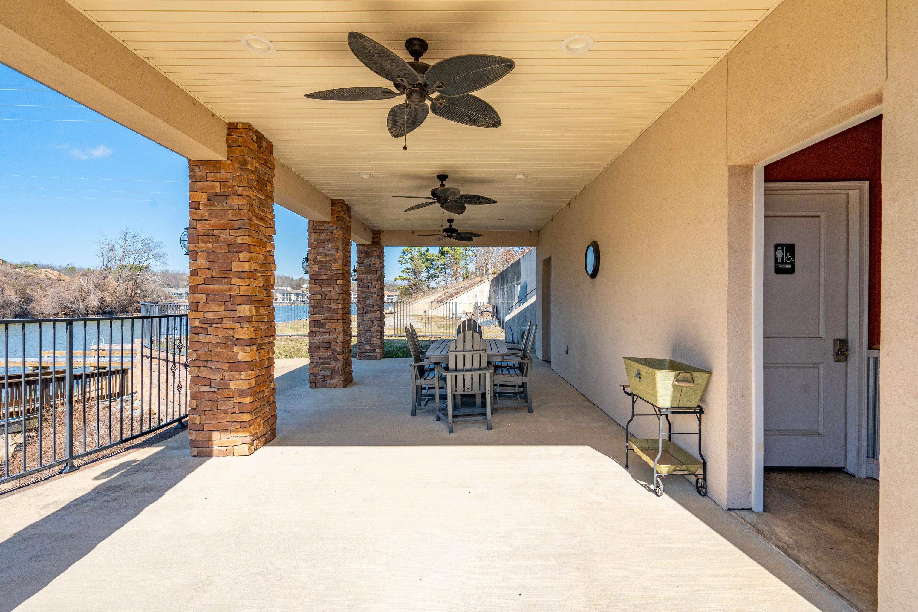 LIGHTHOUSE POINT HPR - Residential