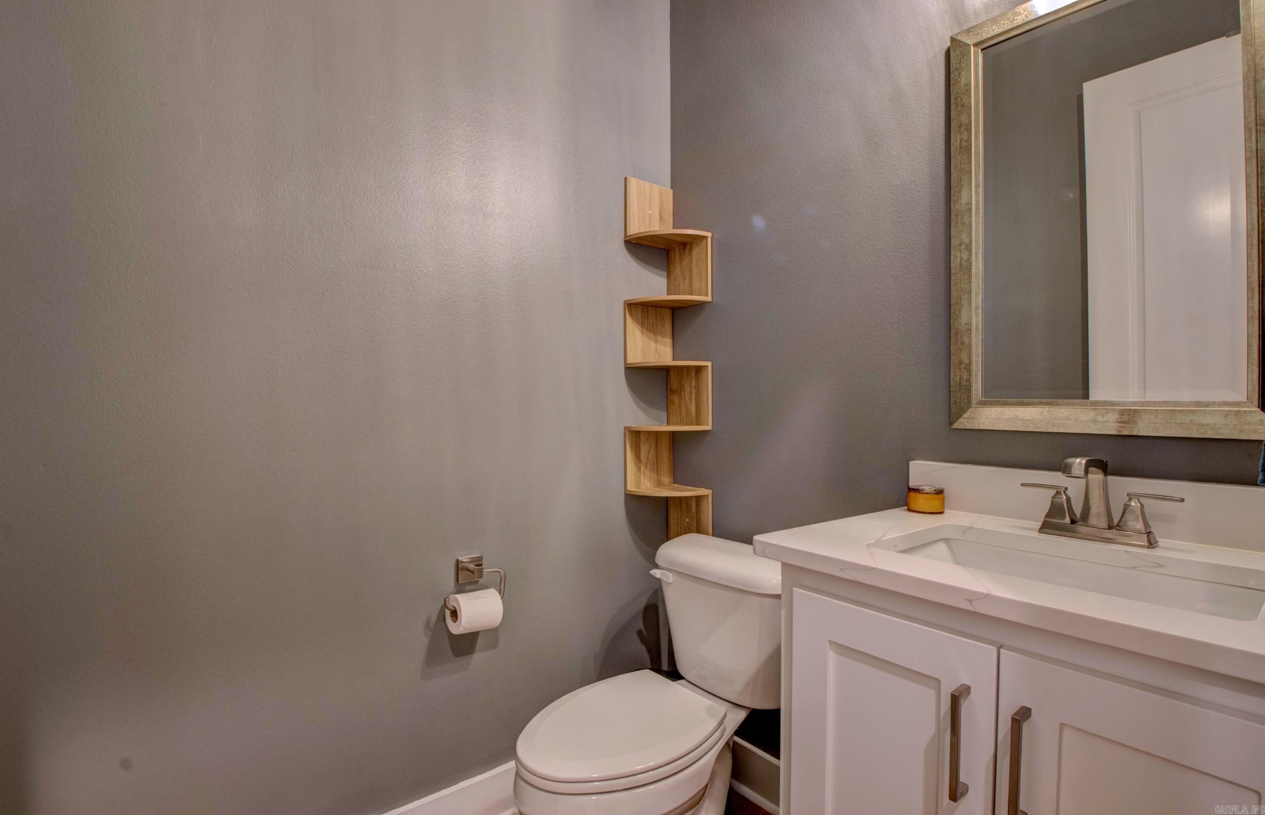 THE POINTE HURRICANE ESTATES - Residential