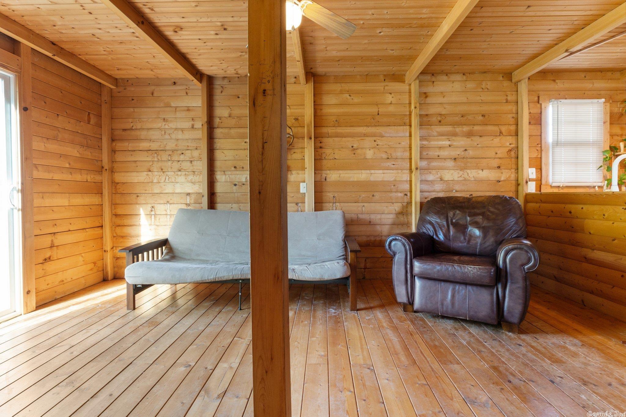 Daisy Little - Residential