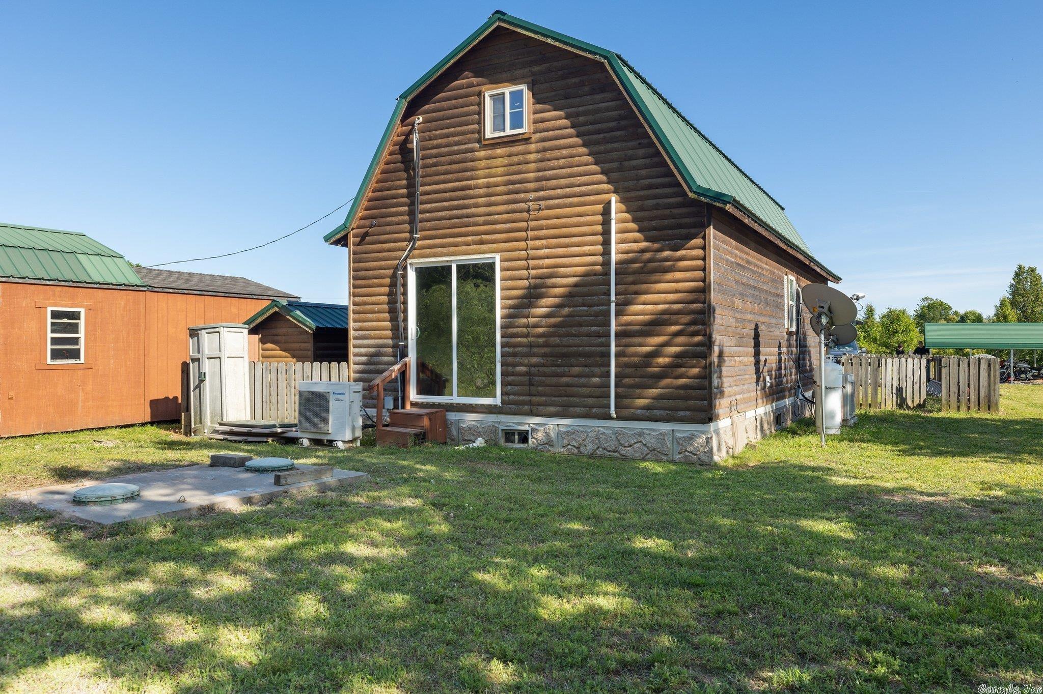 Daisy Little - Residential