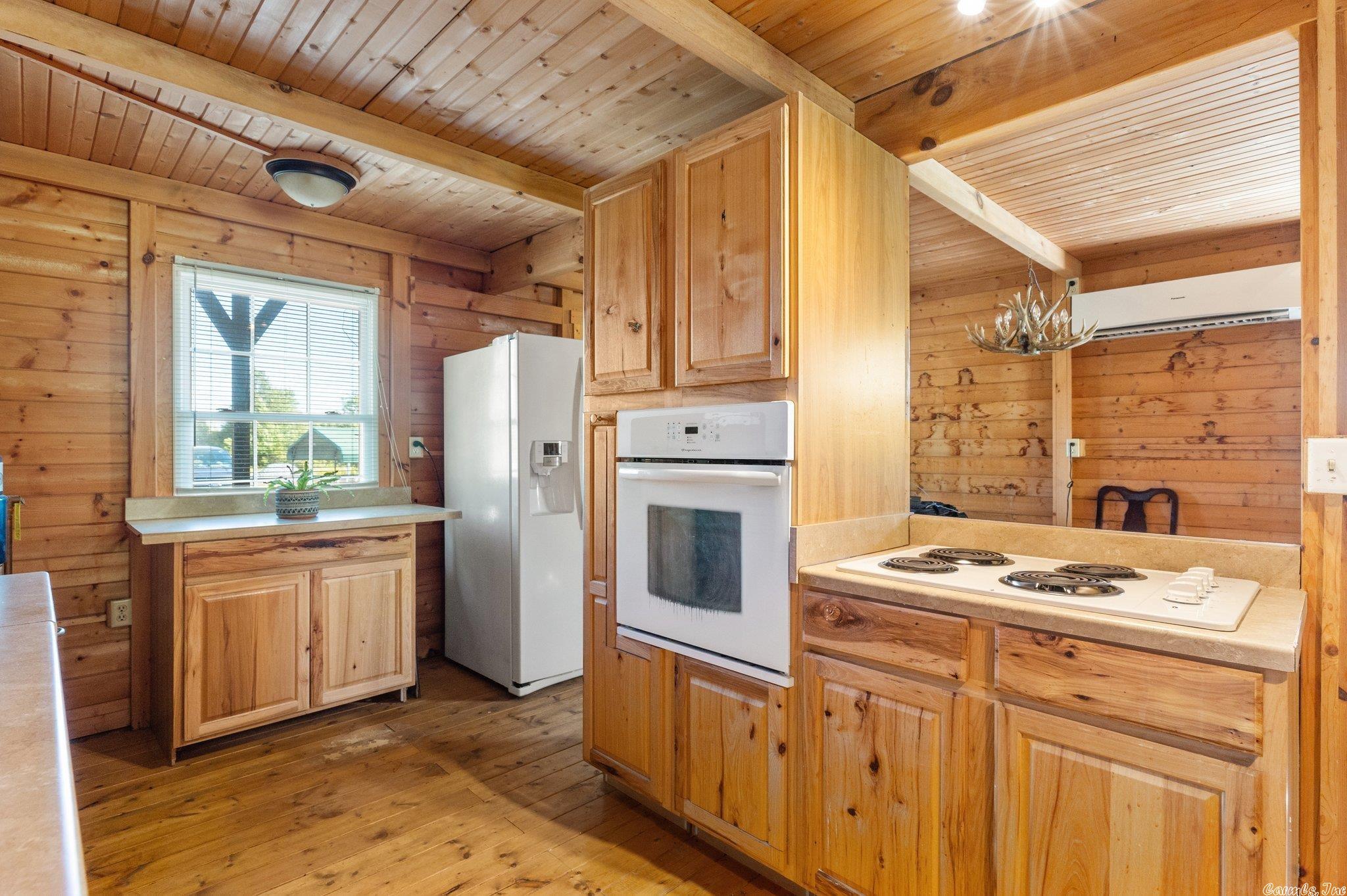 Daisy Little - Residential