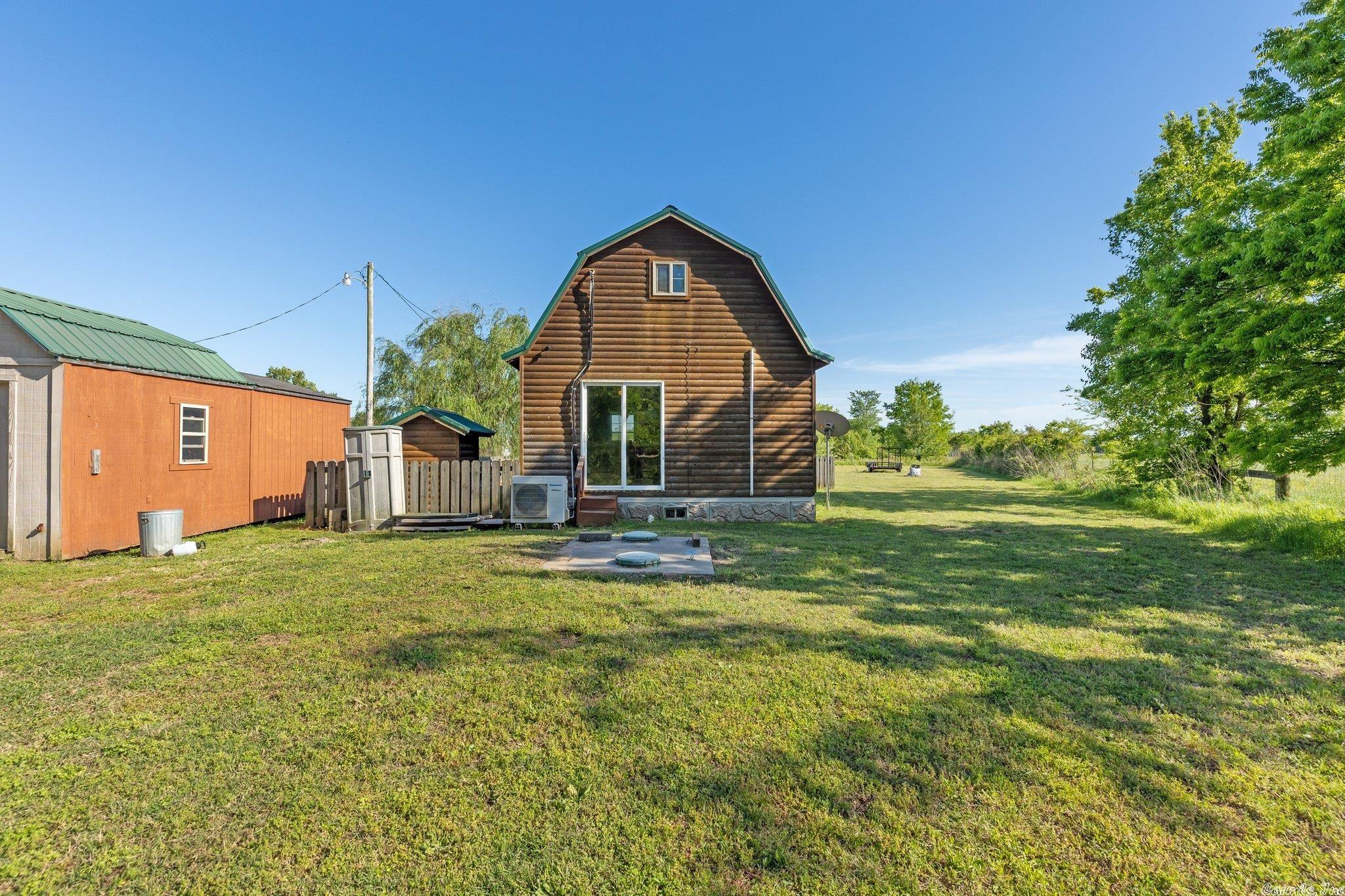 Daisy Little - Residential