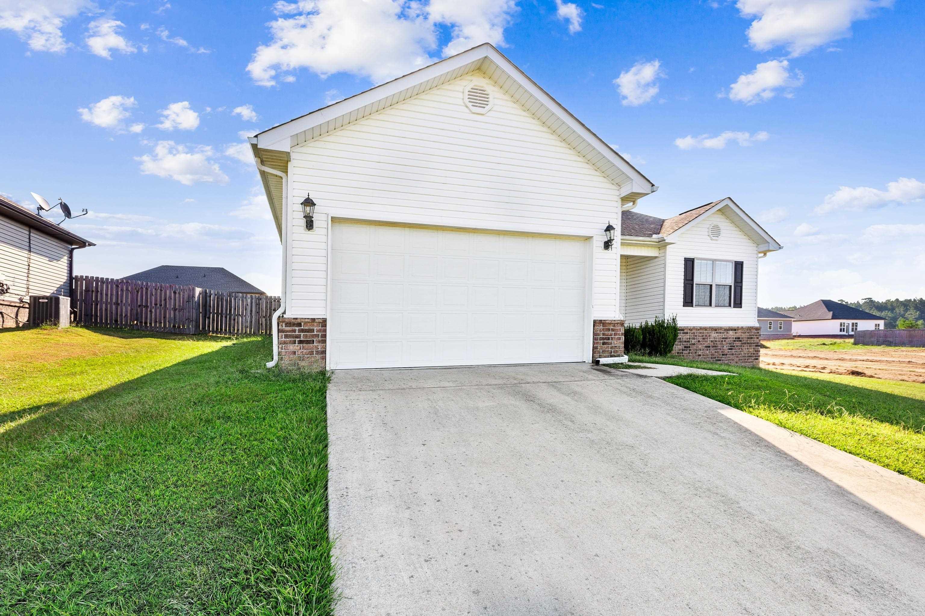 DEER CREEK SPRINGS - Residential