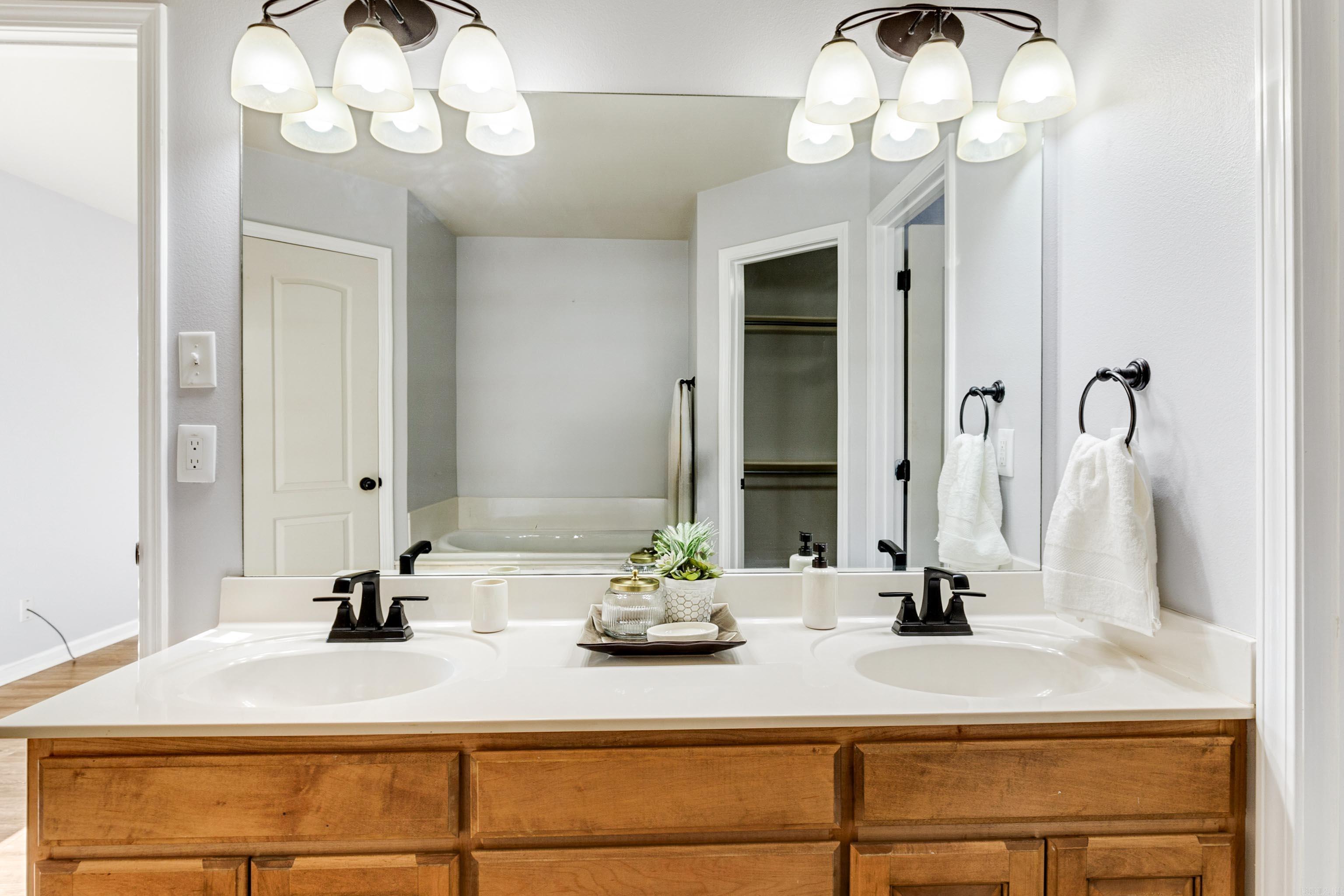 DEER CREEK SPRINGS - Residential