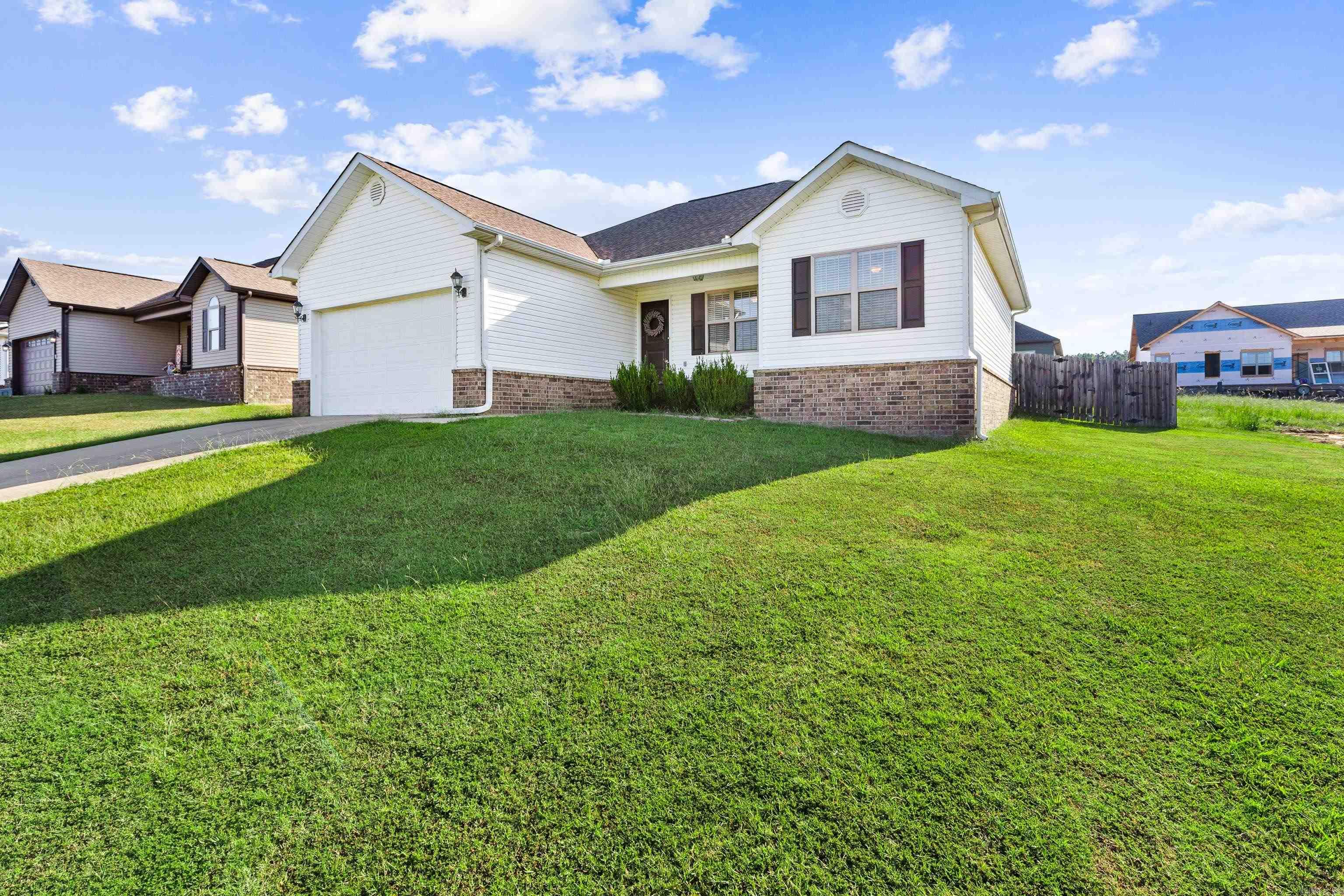 DEER CREEK SPRINGS - Residential