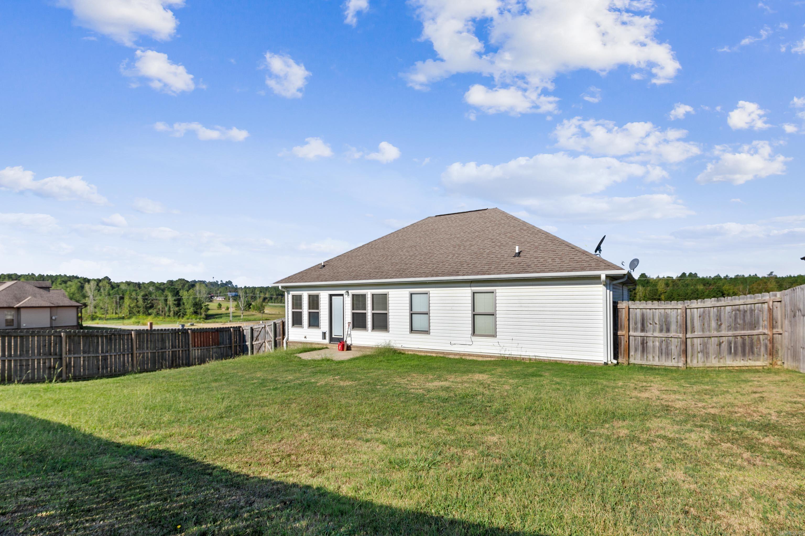 DEER CREEK SPRINGS - Residential